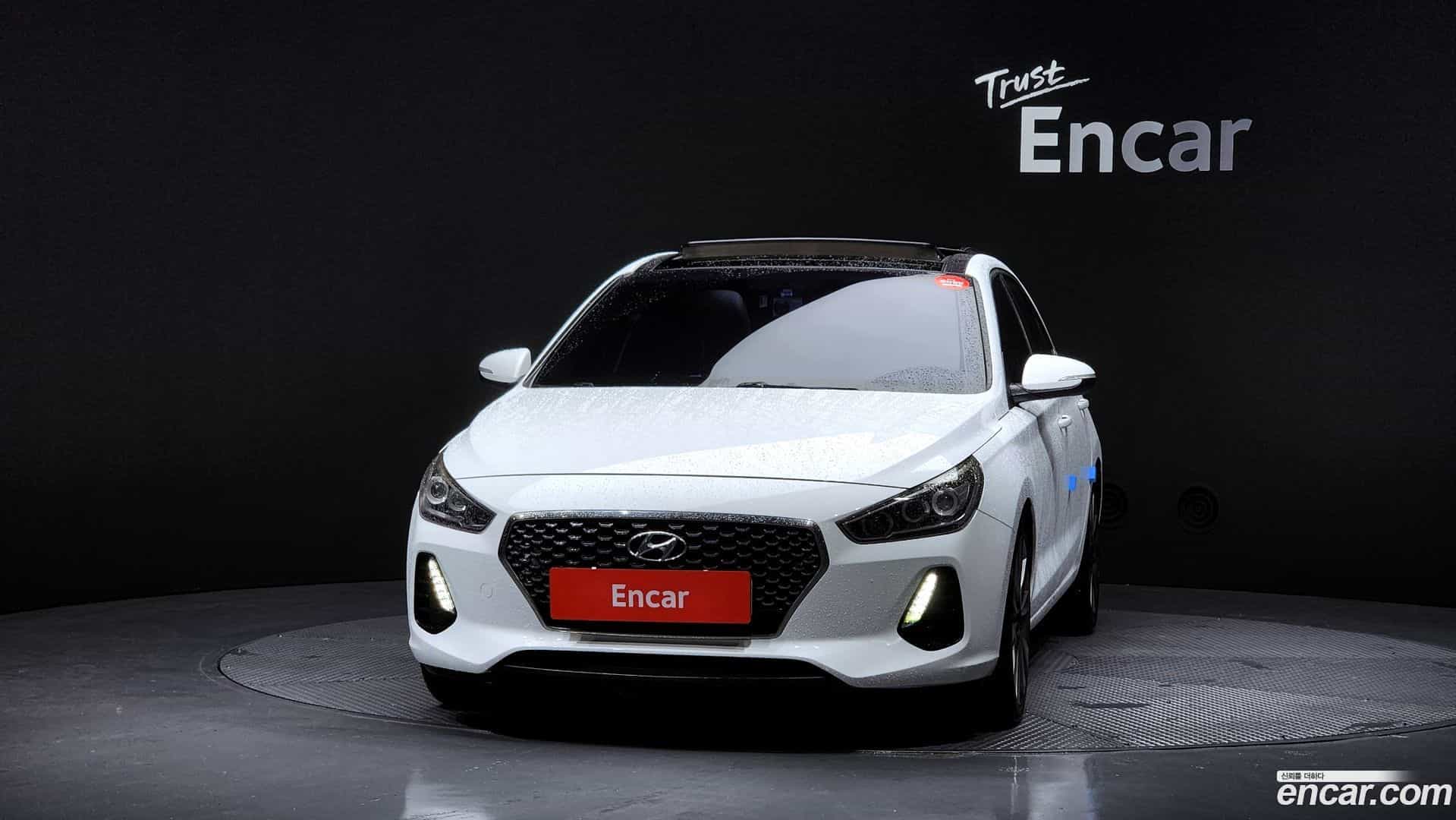 i30 Hyundai 2017.2-OUTER-003