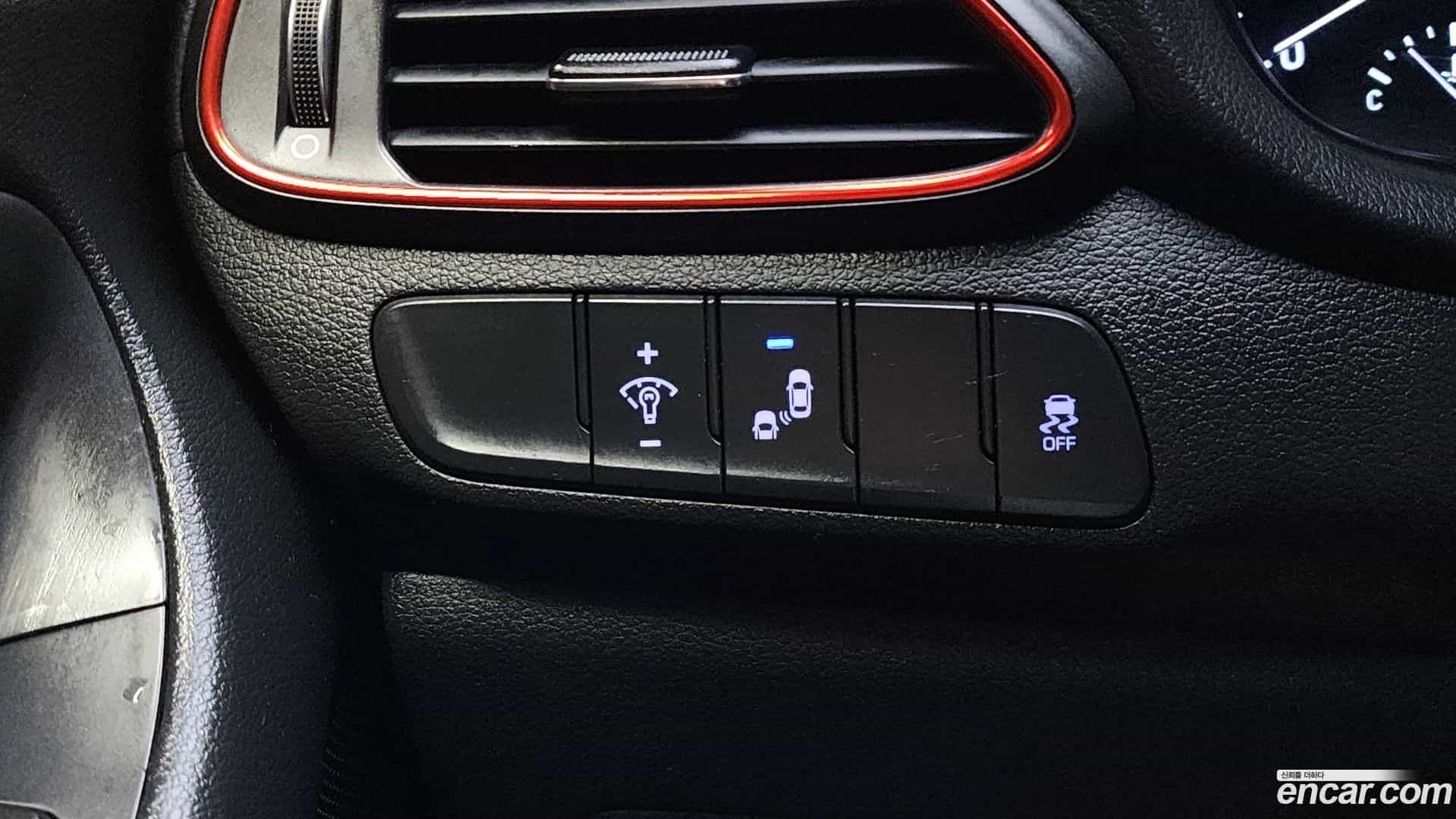 i30 Hyundai 2017.2-OPTION-021