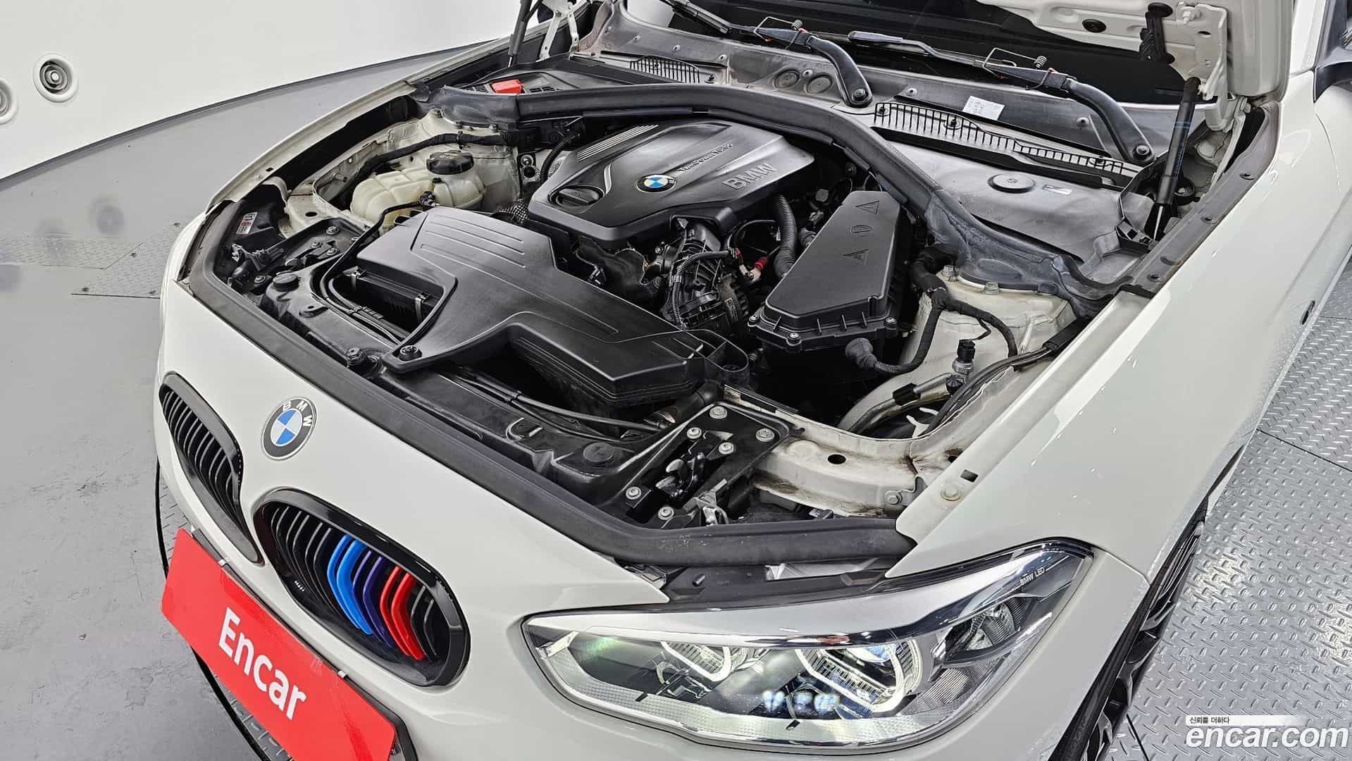 1-Series BMW 2016.5-INNER-006