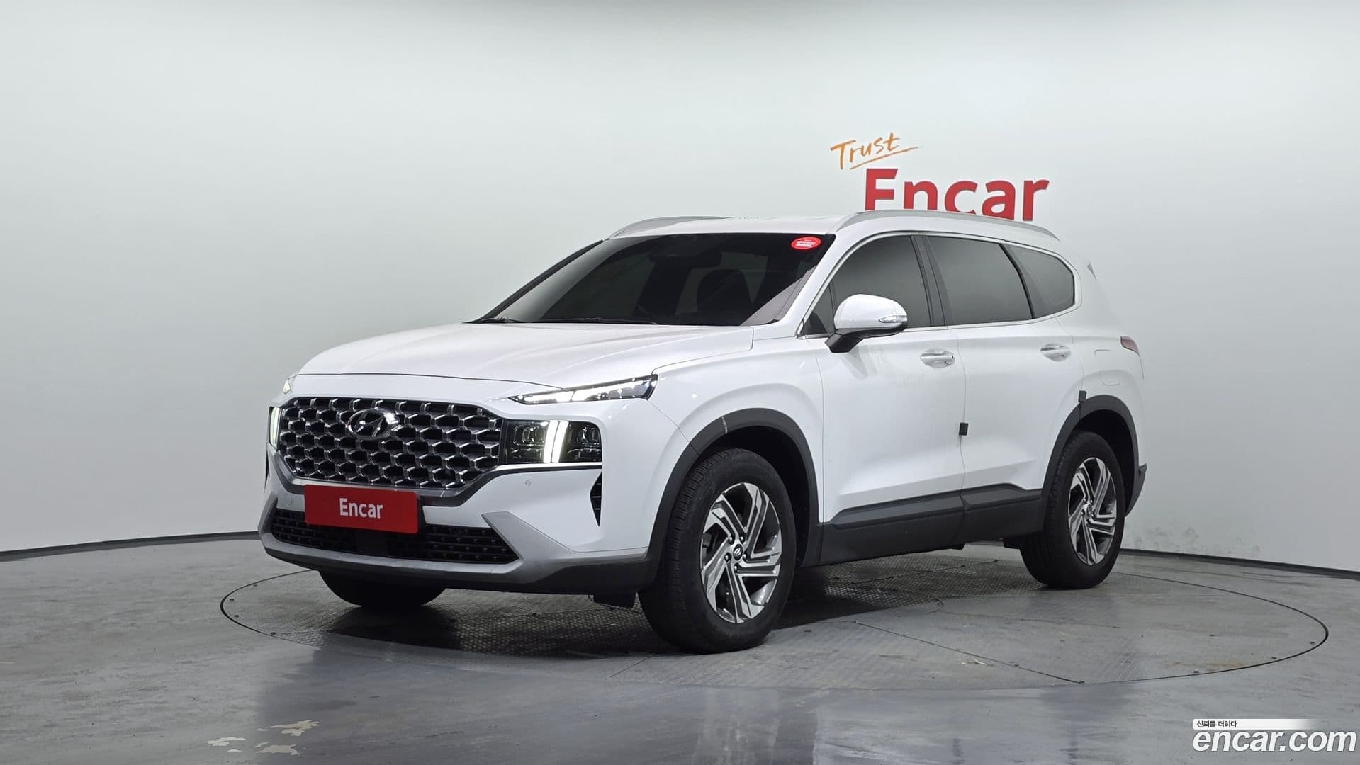 Main__Slider__Photo:Santafe Hyundai 2021.1-0