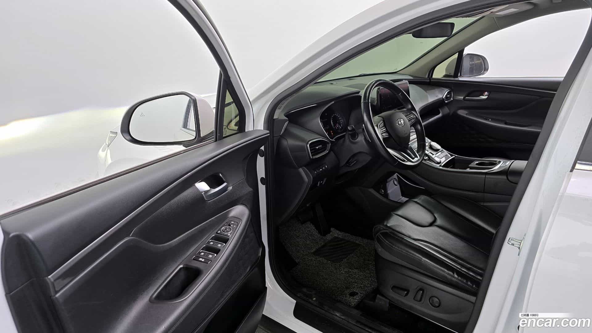 Santafe Hyundai 2021.1-INNER-010