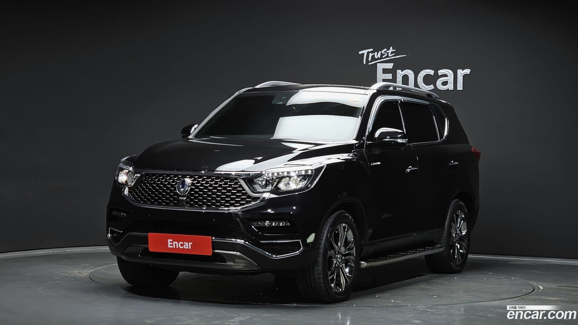 Main__Slider__Photo:Rexton KG Mobility 2020.8-0