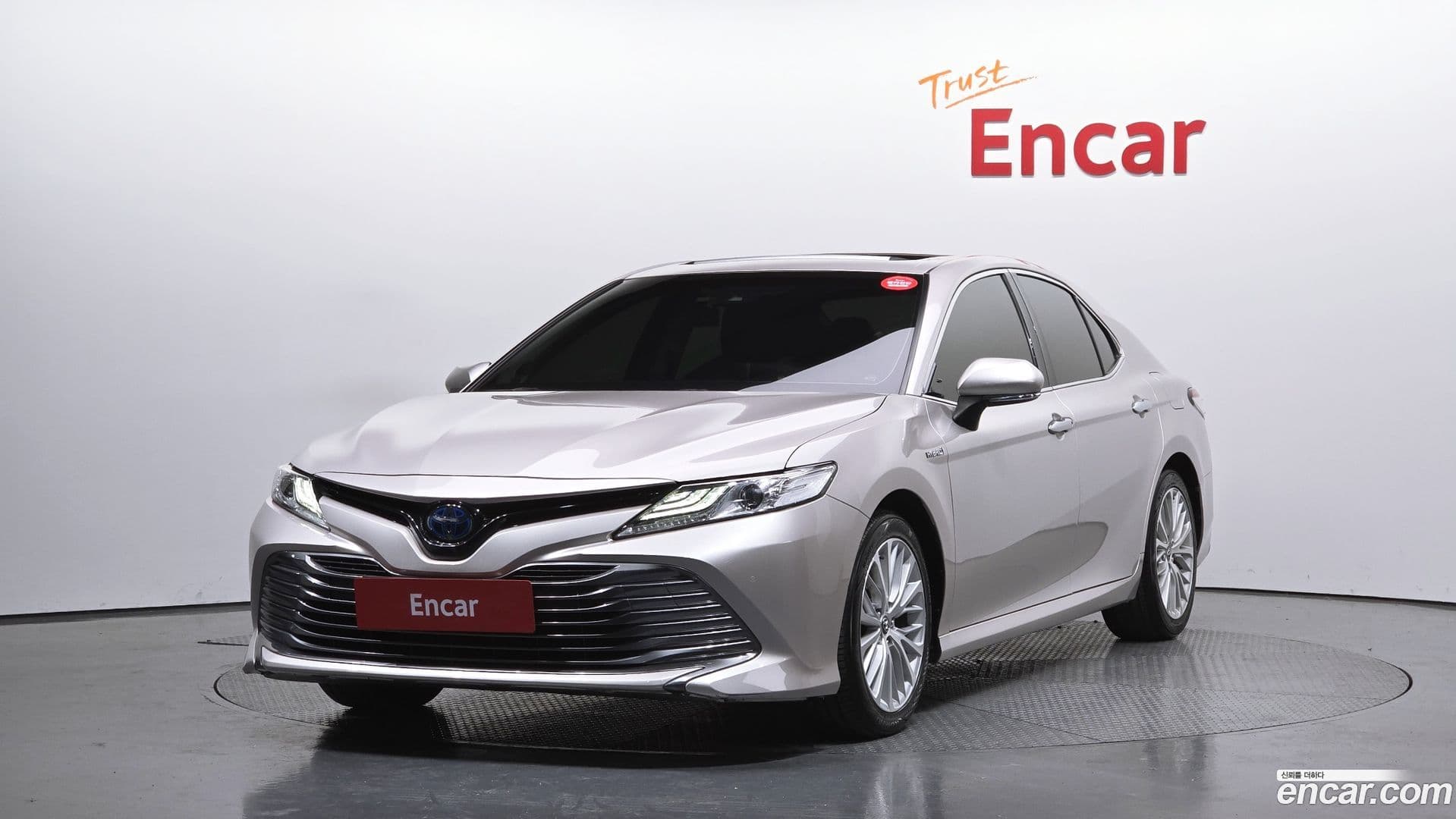 Main__Slider__Photo:Camry Toyota 2018.5-0