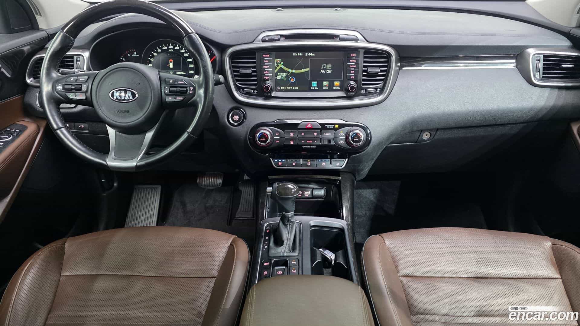 Sorento Kia 2016.3-INNER-007