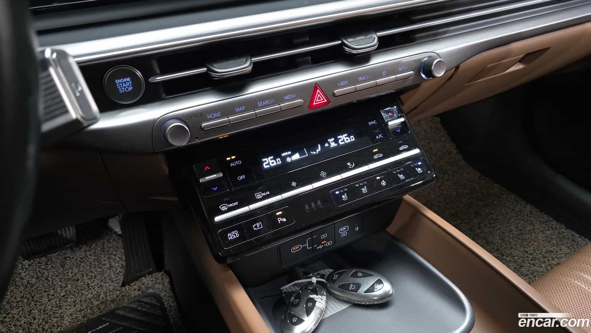 Grandeur Hyundai 2023.1-OPTION-021