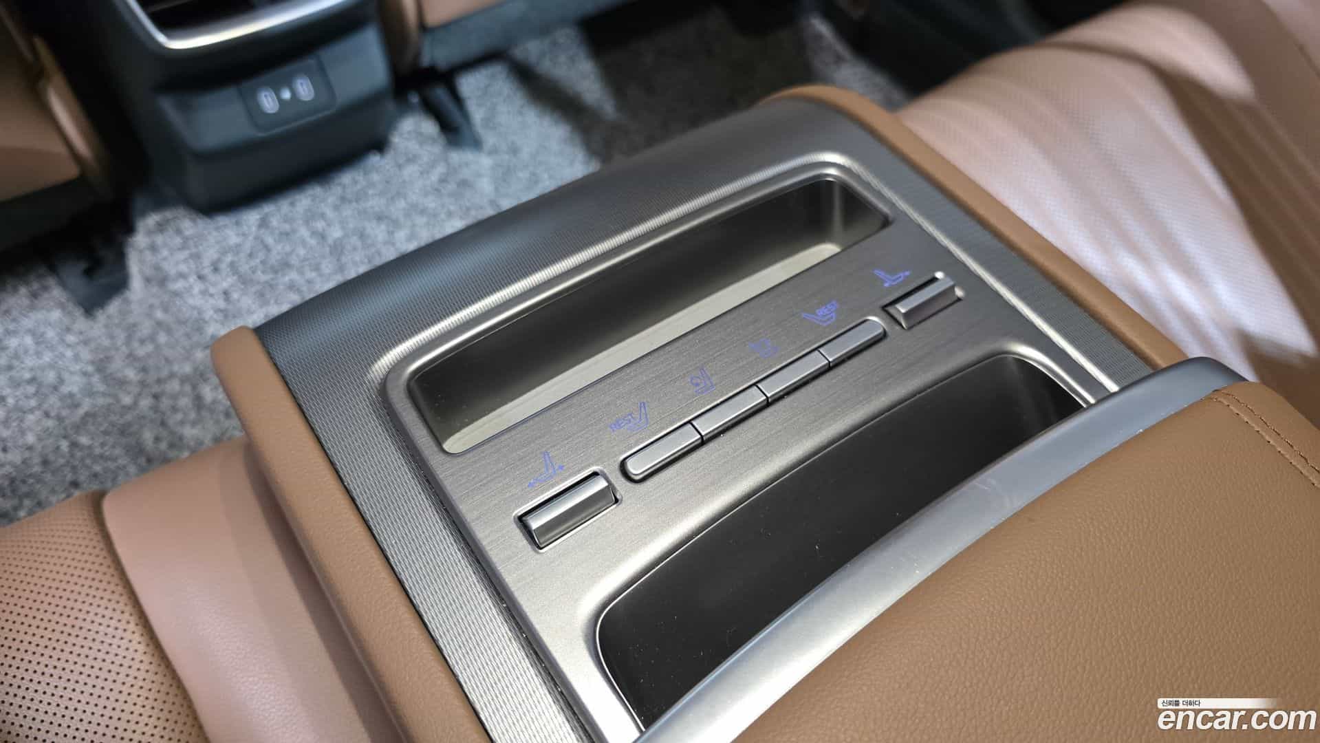 Grandeur Hyundai 2023.1-OPTION-023