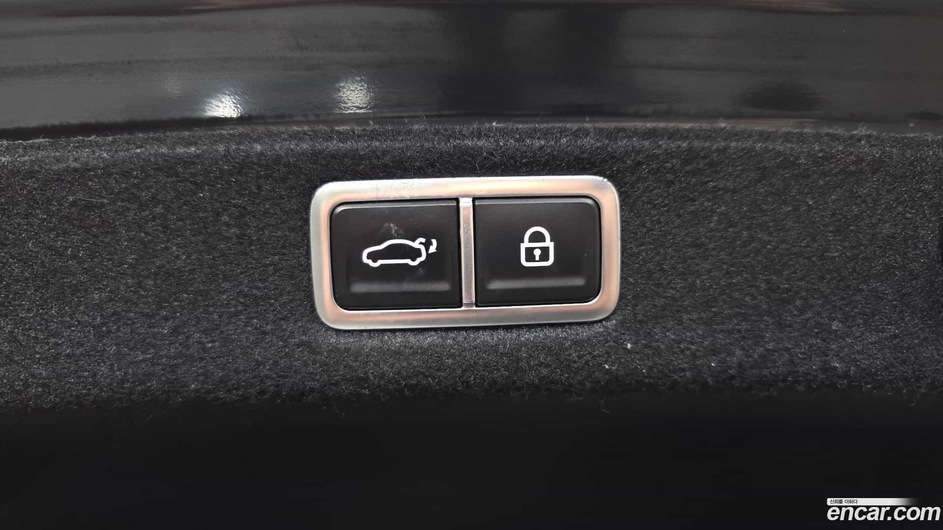 Grandeur Hyundai 2023.1-OPTION-024