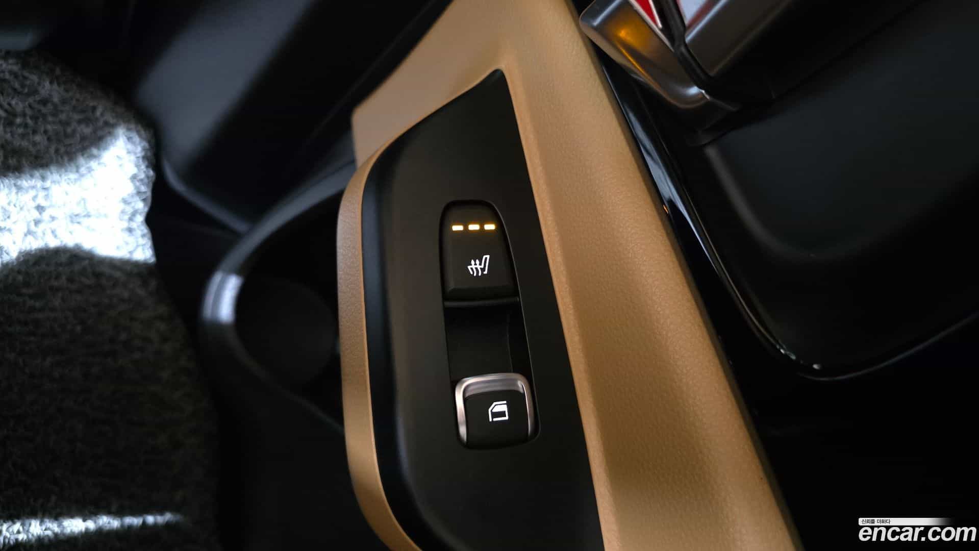 Canival Kia 2020.8-OPTION-024