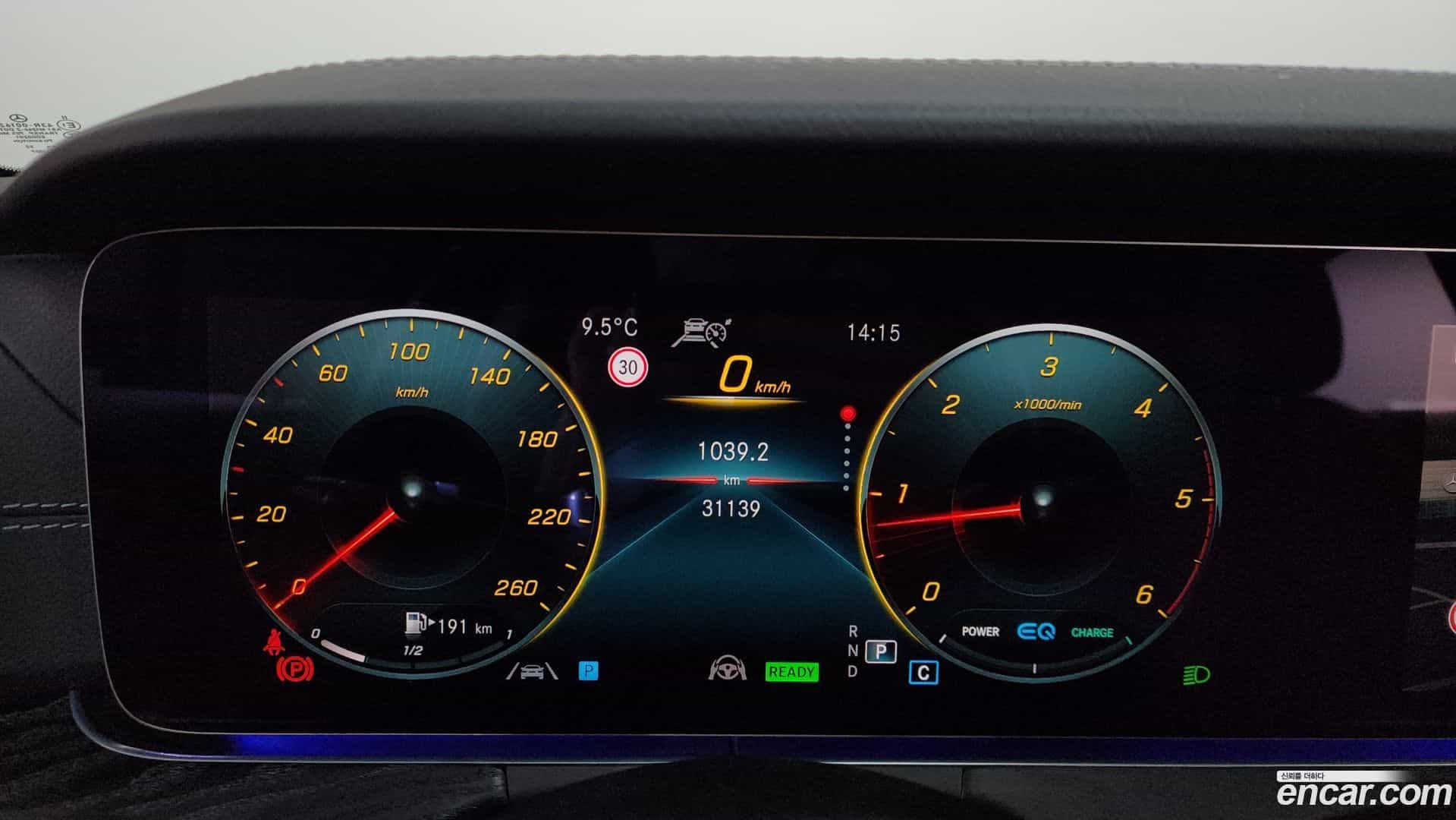 CLS-Class Mercedes-Benz 2022.11-INNER-008