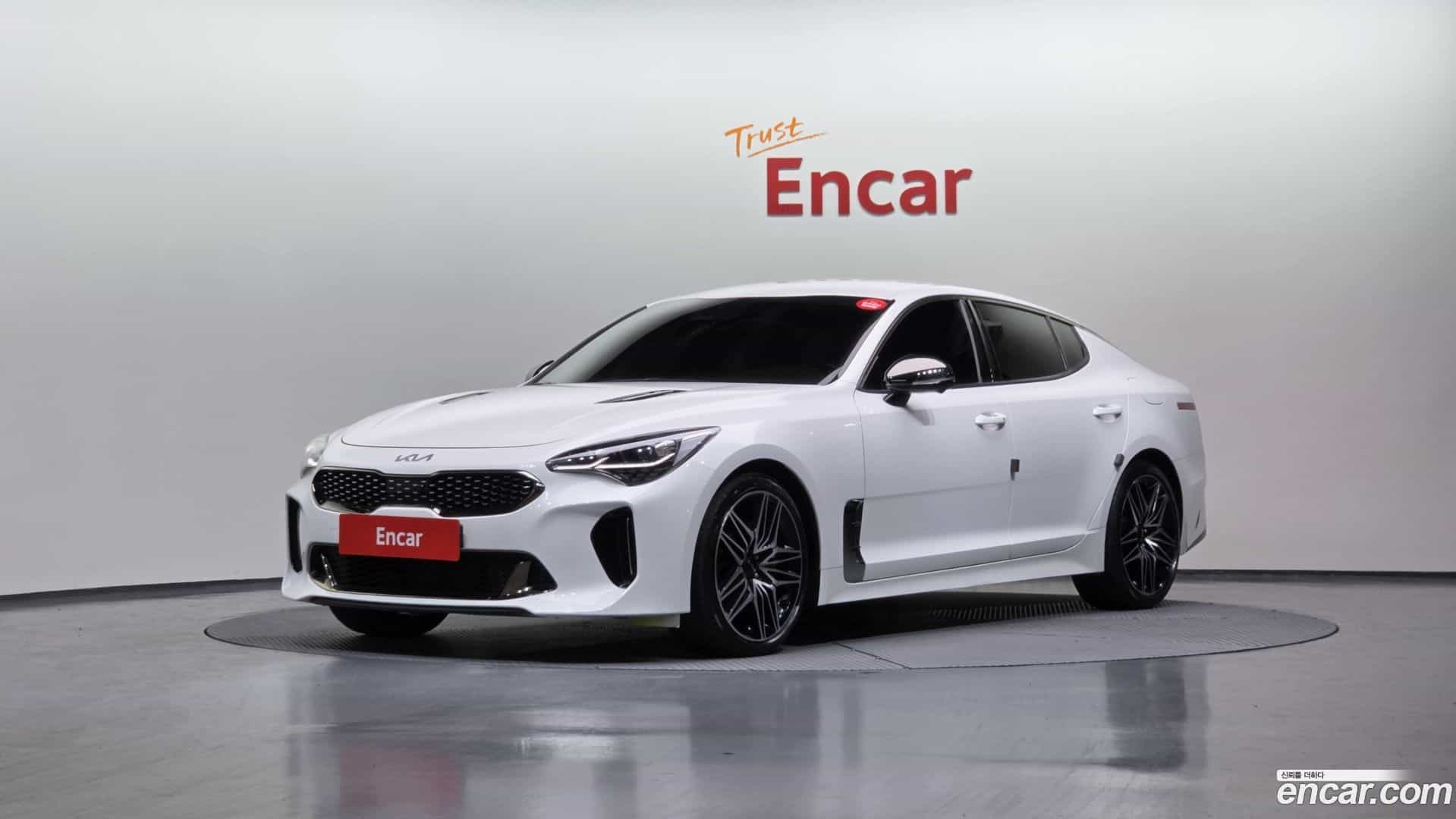 Stinger Kia 2021.11-OUTER-001