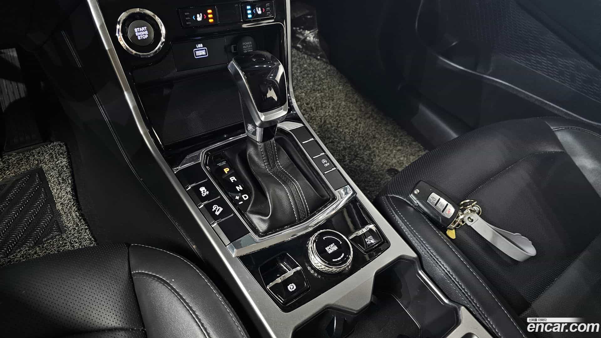 KORANDO KG Mobility 2020.6-INNER-009