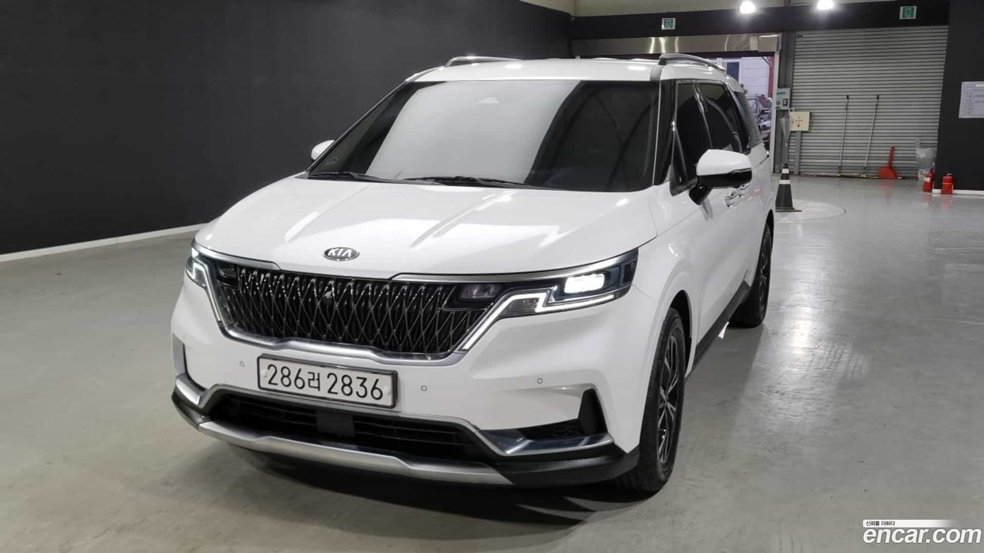 Canival Kia 2021.1-OUTER-001