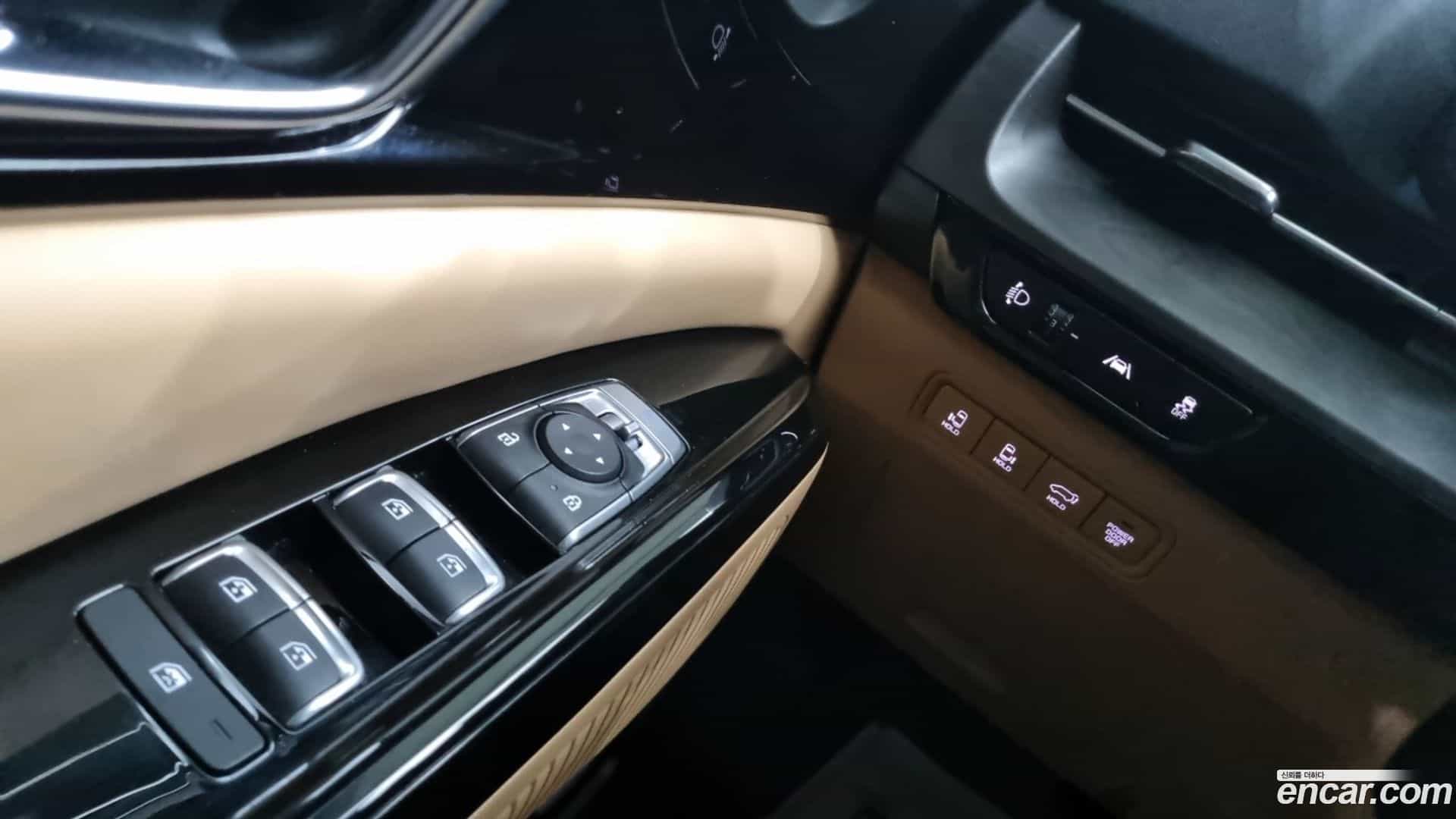 Canival Kia 2021.1-OPTION-021