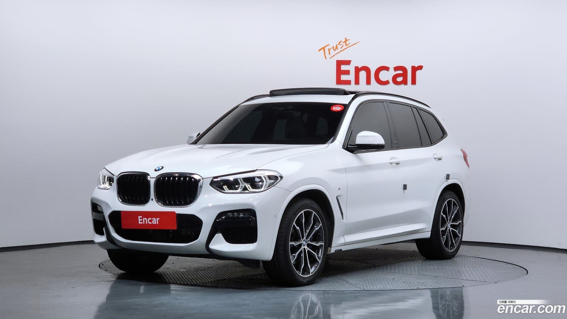 Main__Slider__Photo:X3 BMW 2021.0-0