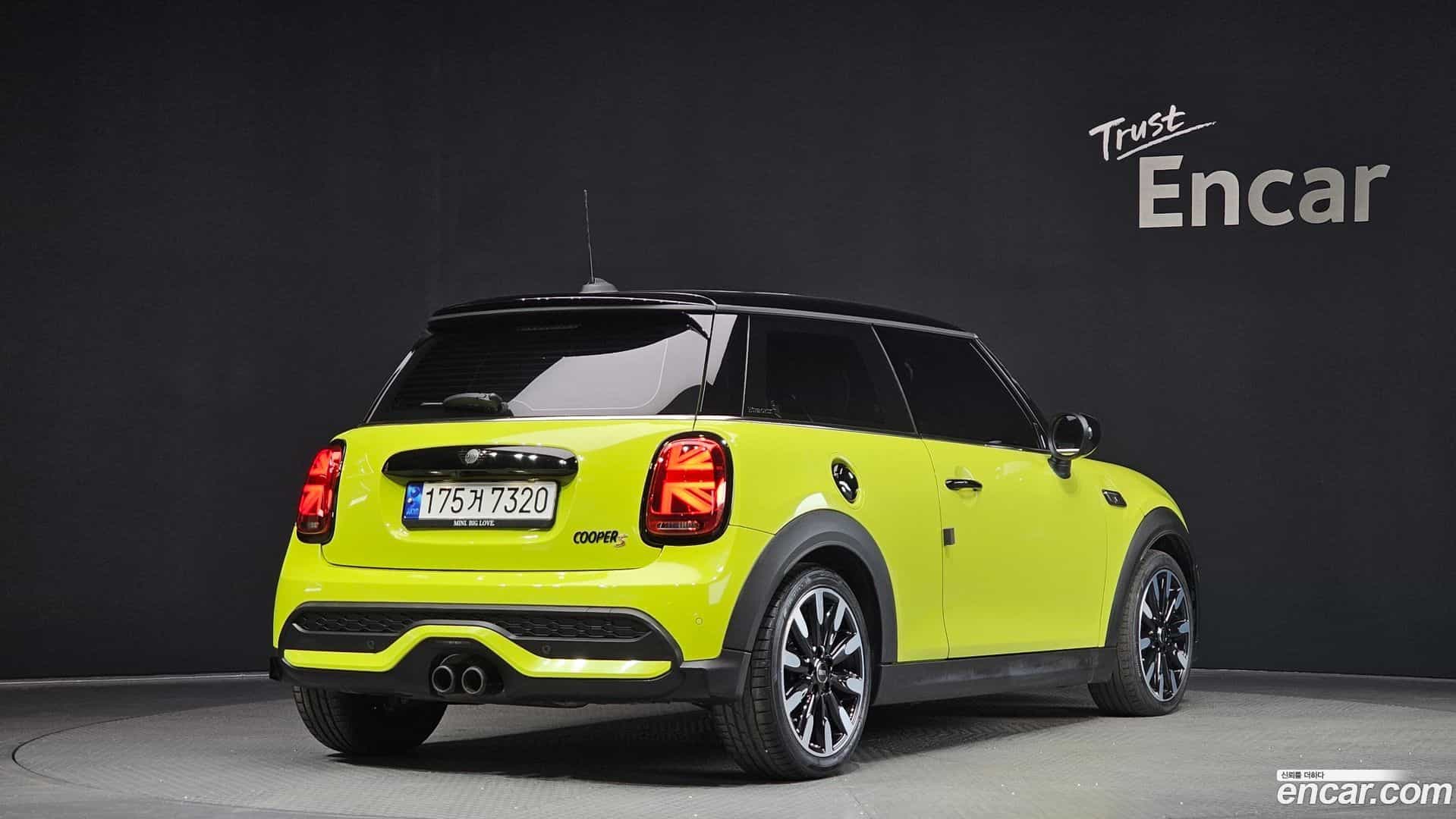 Cooper Mini 2023.2-OUTER-002