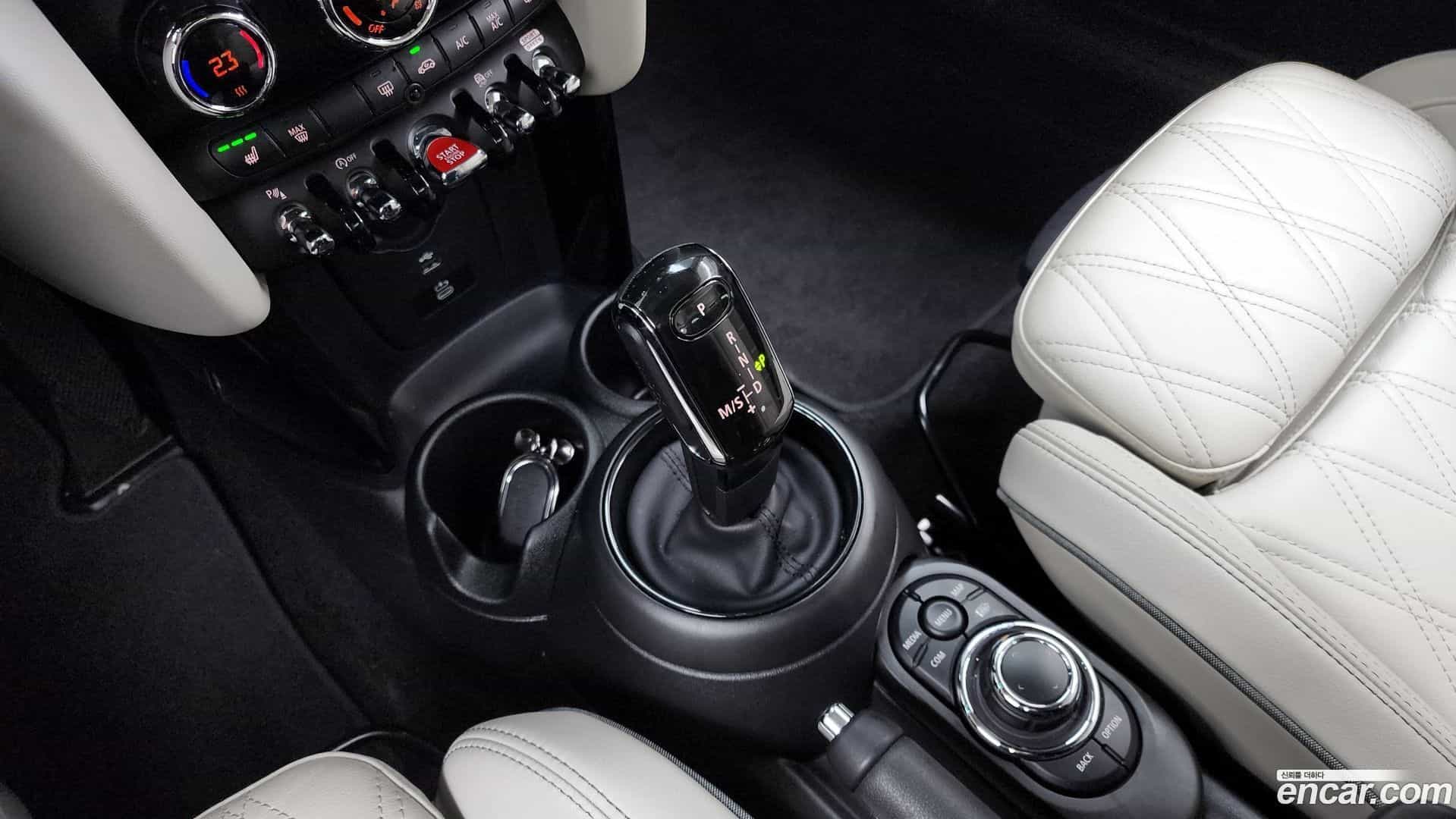 Cooper Mini 2023.2-INNER-009