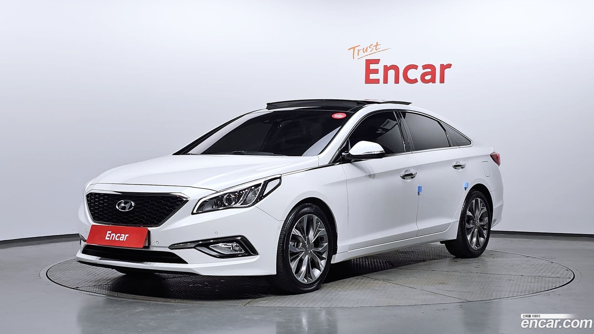 Main__Slider__Photo:Sonata Hyundai 2014.3-0