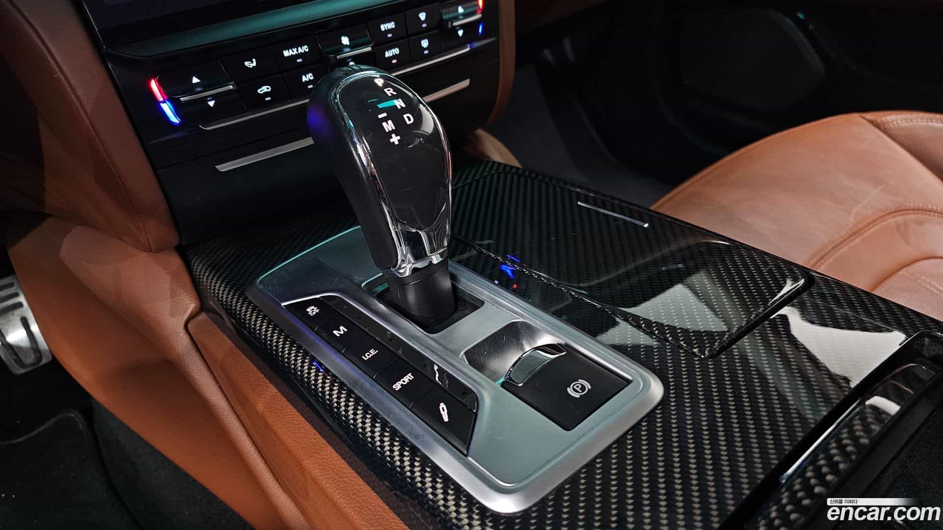 Quattroporte Maserati 2014.3-INNER-009