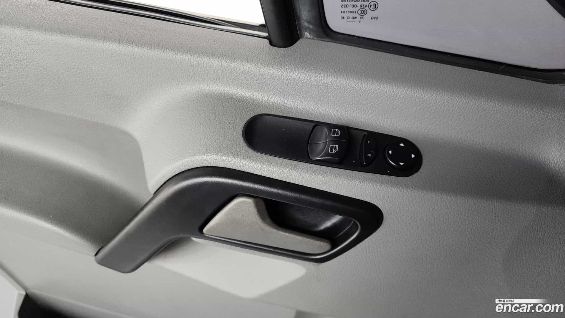 Sprinter Mercedes-Benz 2012.11-OPTION-018