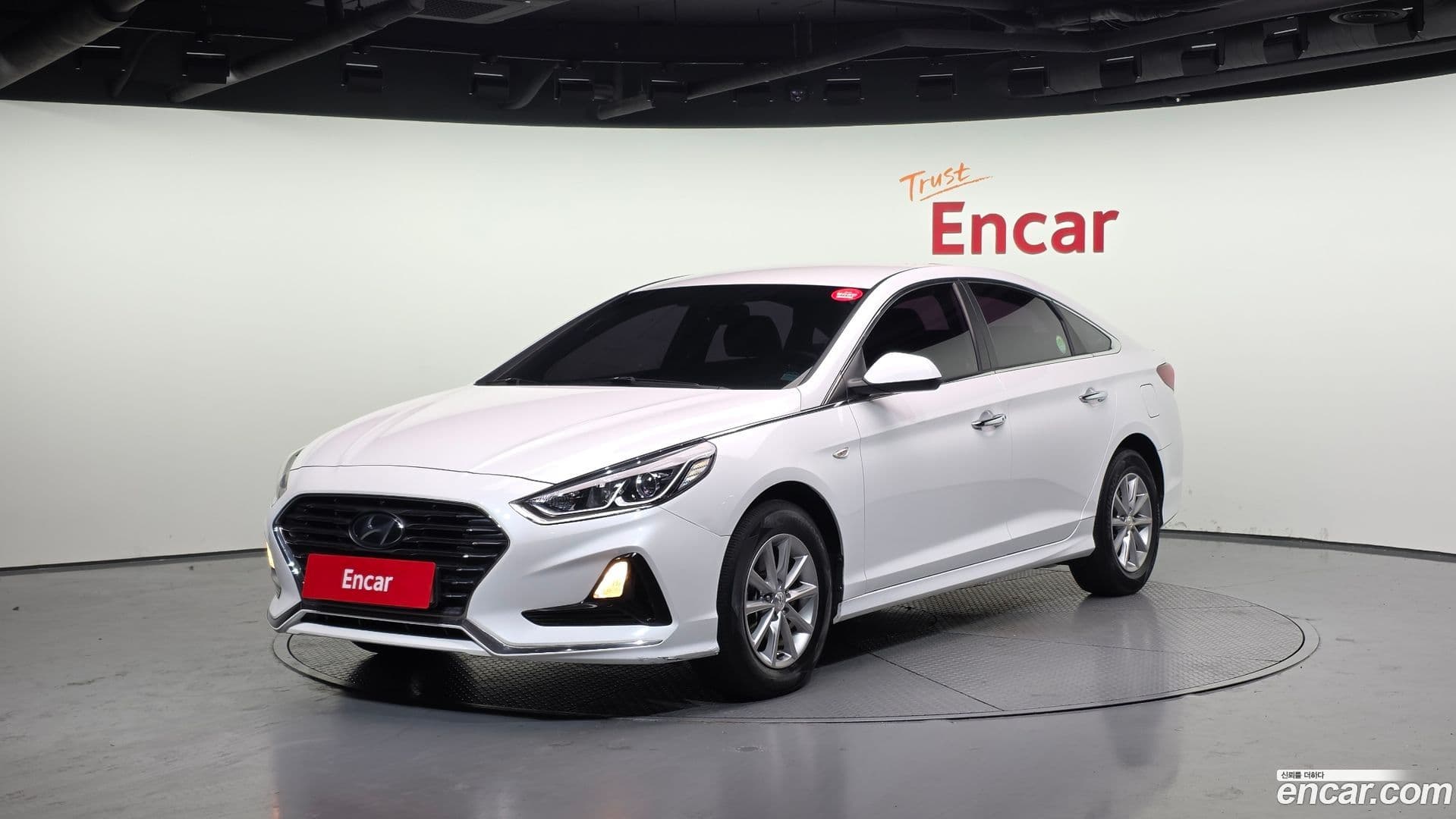 Main__Slider__Photo:Sonata Hyundai 2019.1-0
