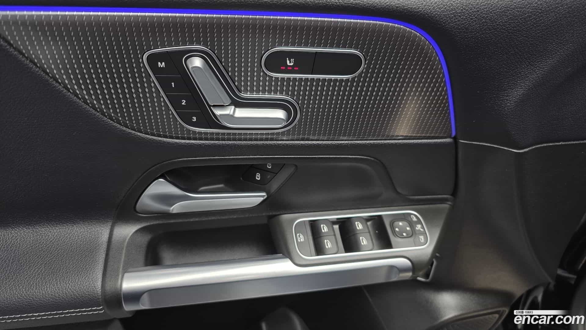 GLB-Class Mercedes-Benz 2020.9-OPTION-021