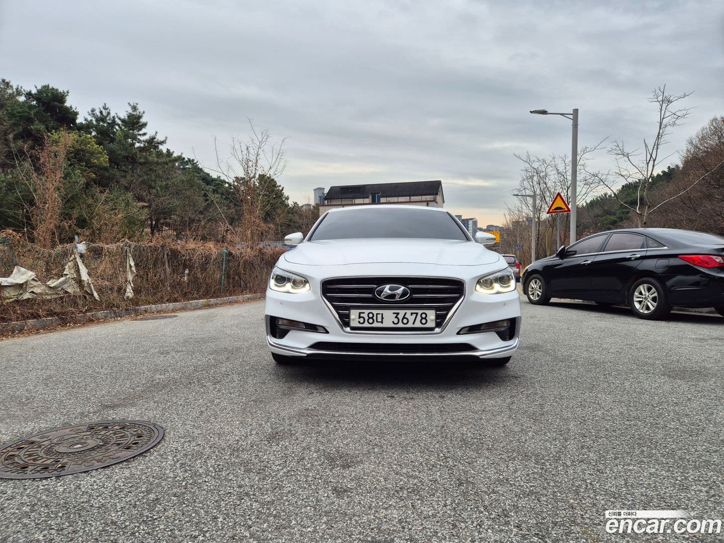 Main__Slider__Photo:Grandeur Hyundai 2017.0-0