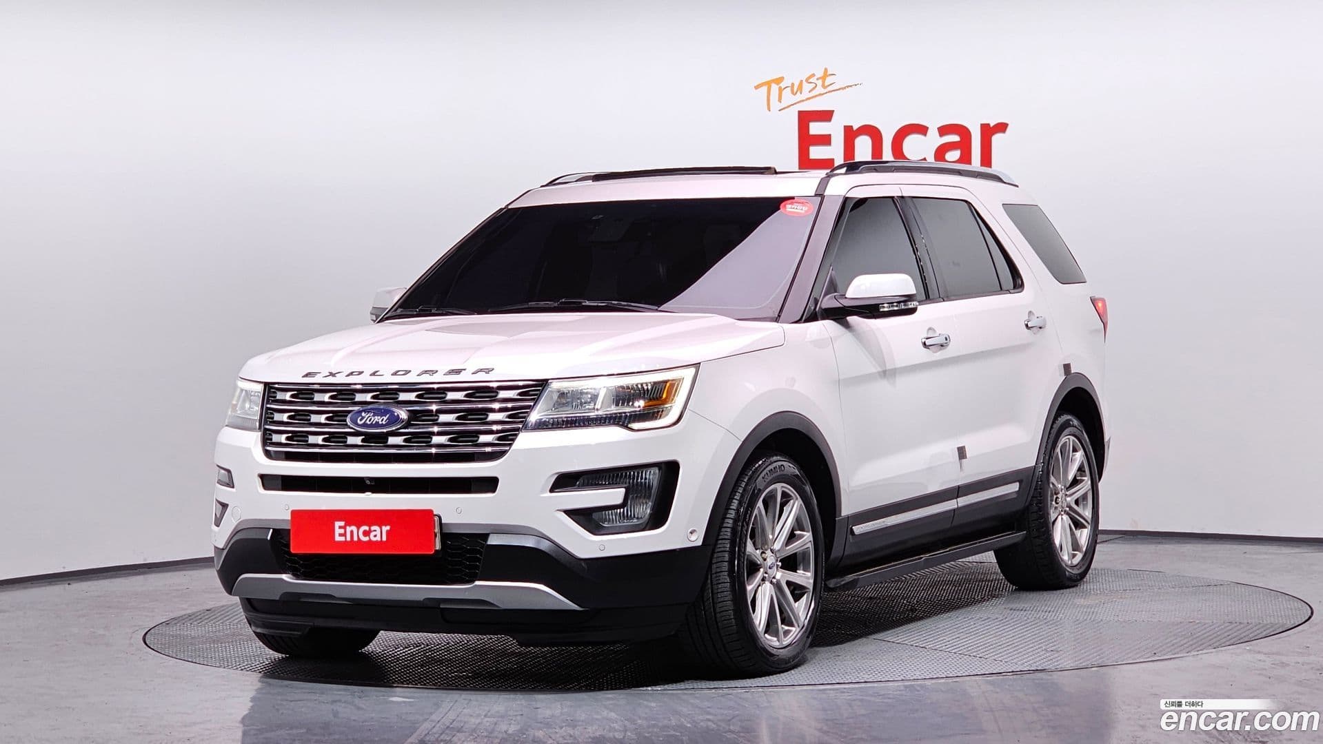 Main__Slider__Photo:Explorer Ford 2017.2-0