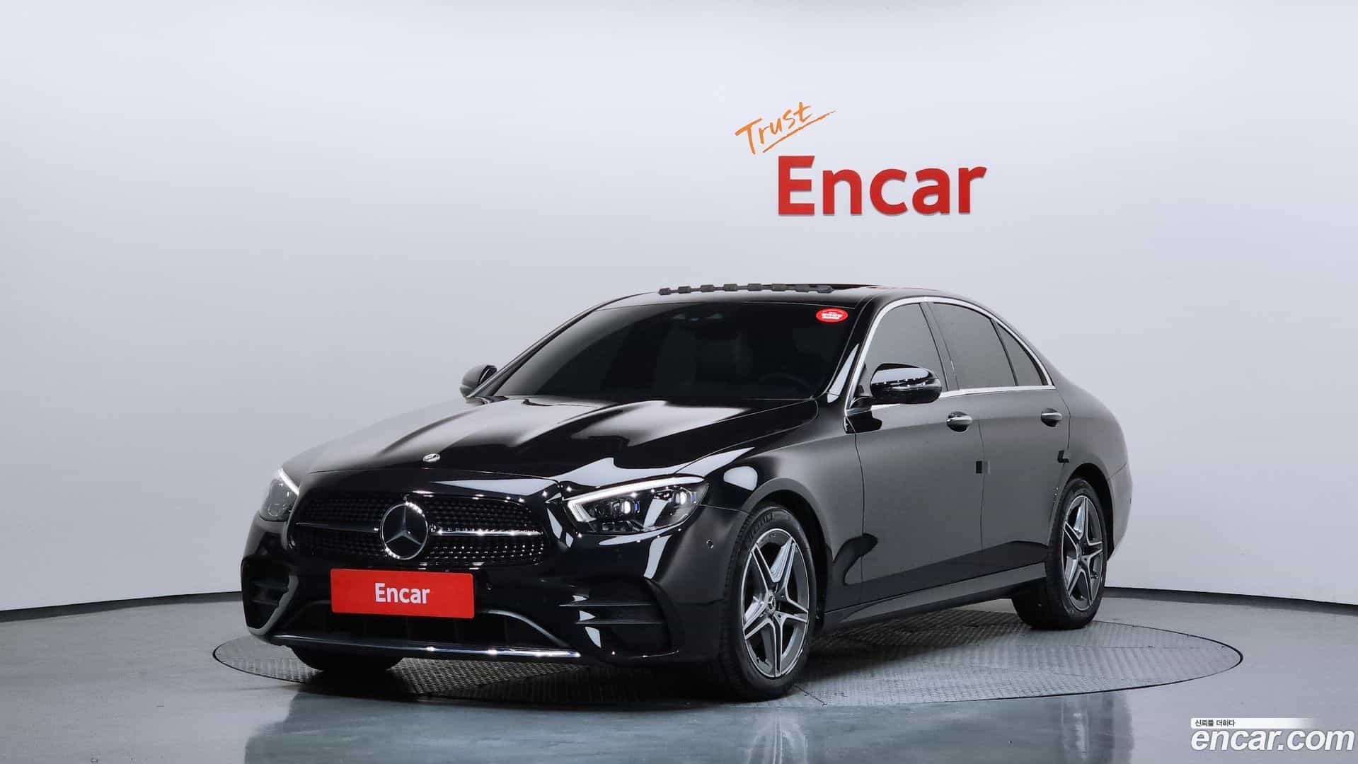 E-Class Mercedes-Benz 2022.9-OUTER-001