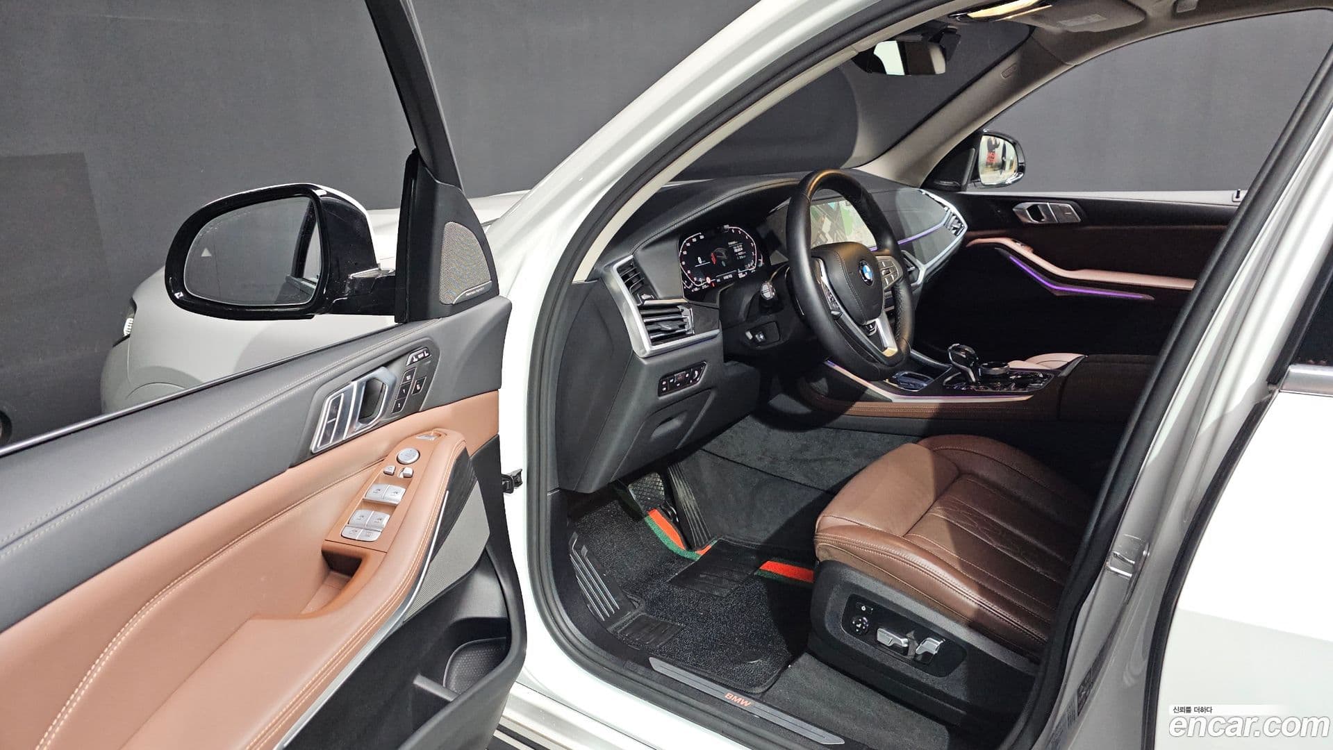 Main__Slider__Photo:X7 BMW 2022.7-9