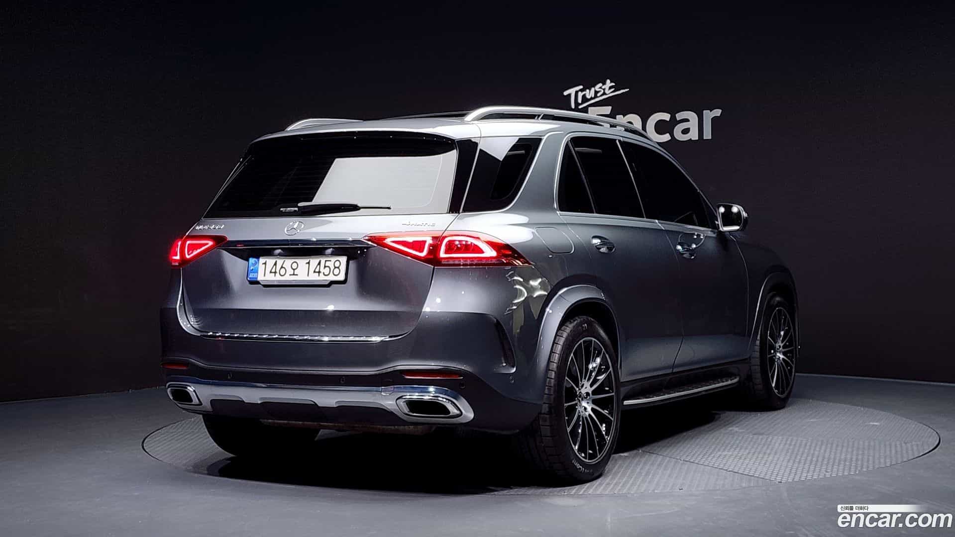 GLE-Class Mercedes-Benz 2022.2-OUTER-002