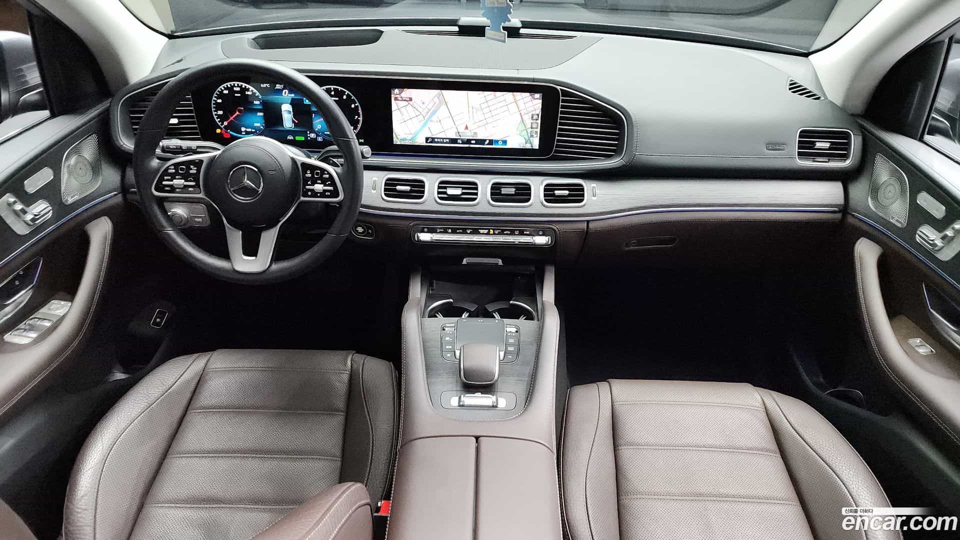 GLE-Class Mercedes-Benz 2022.2-INNER-007