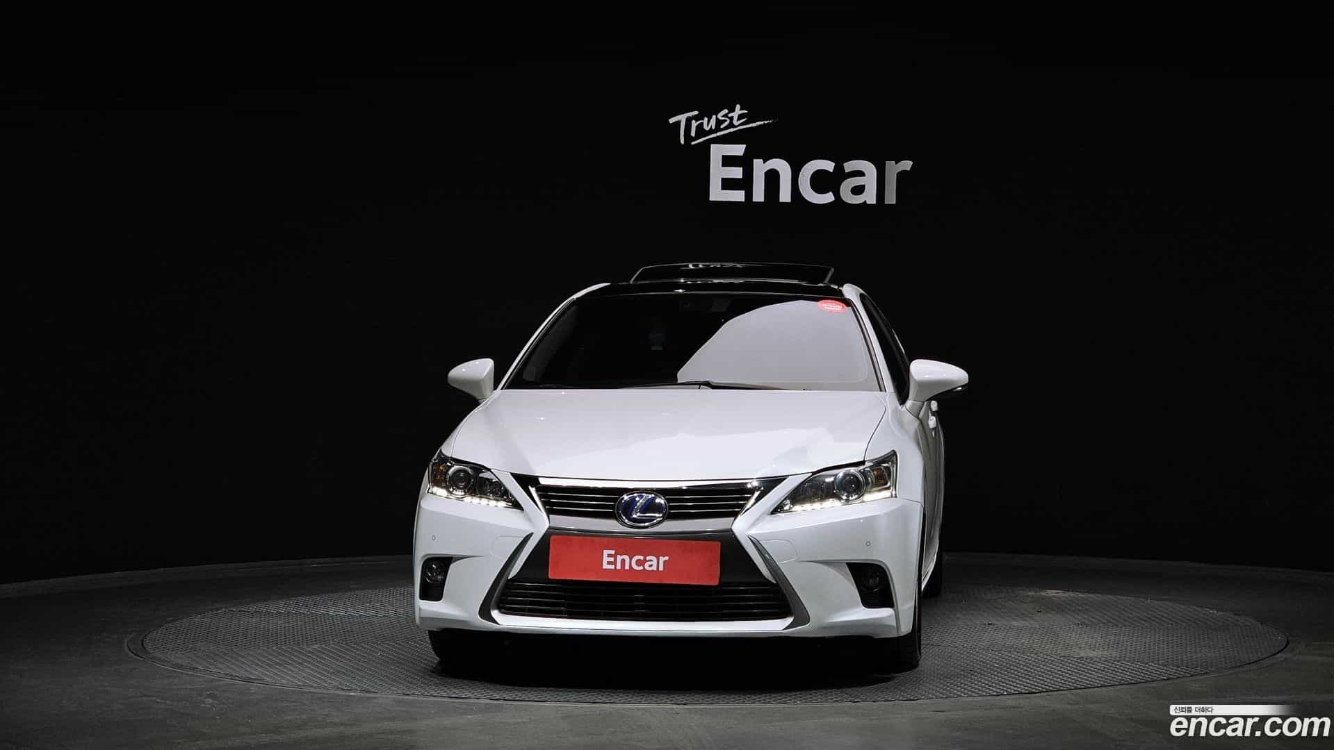 CT200h Lexus 2016.8-OUTER-003