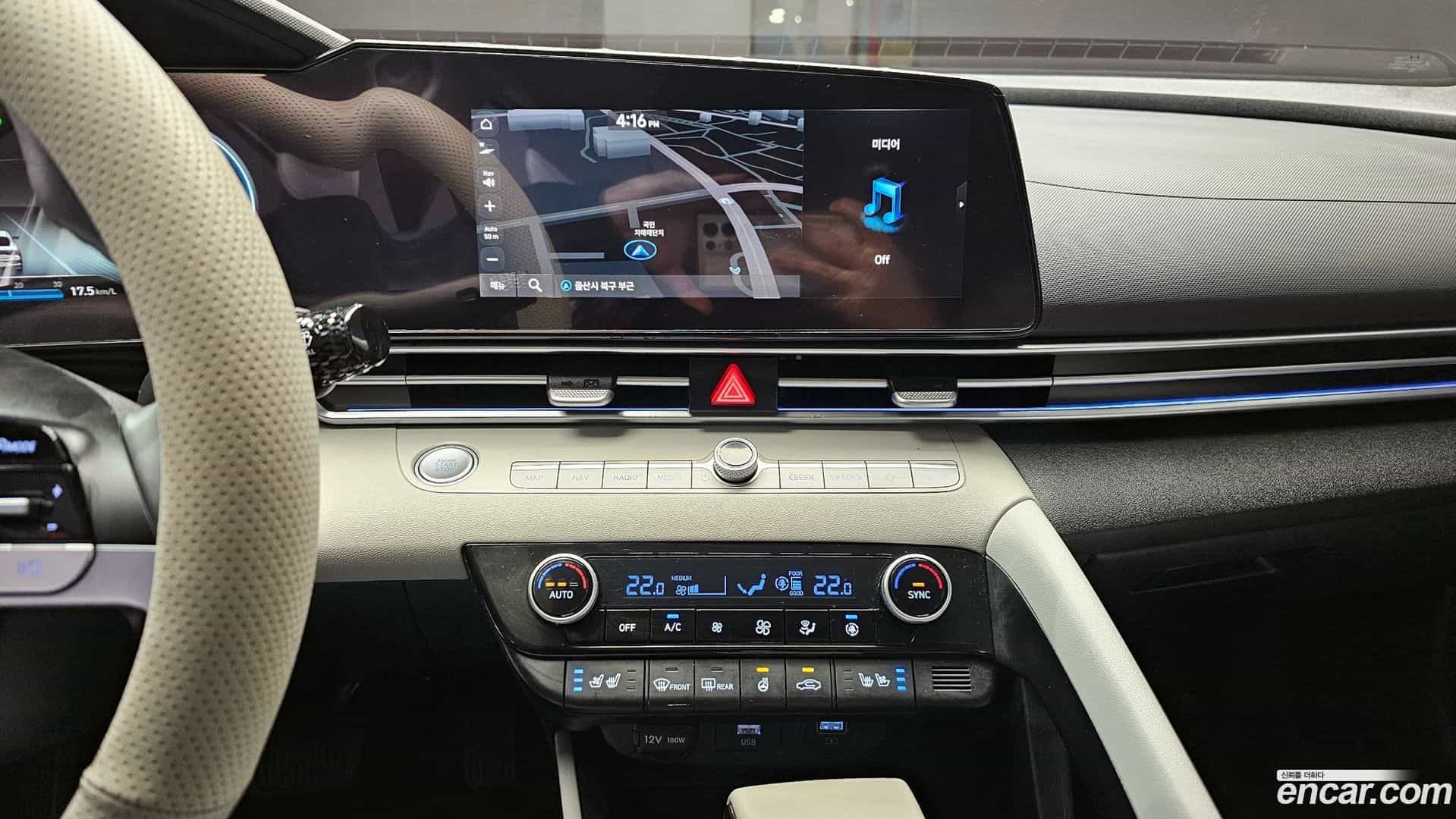 AVANTE Hyundai 2021.7-OPTION-019