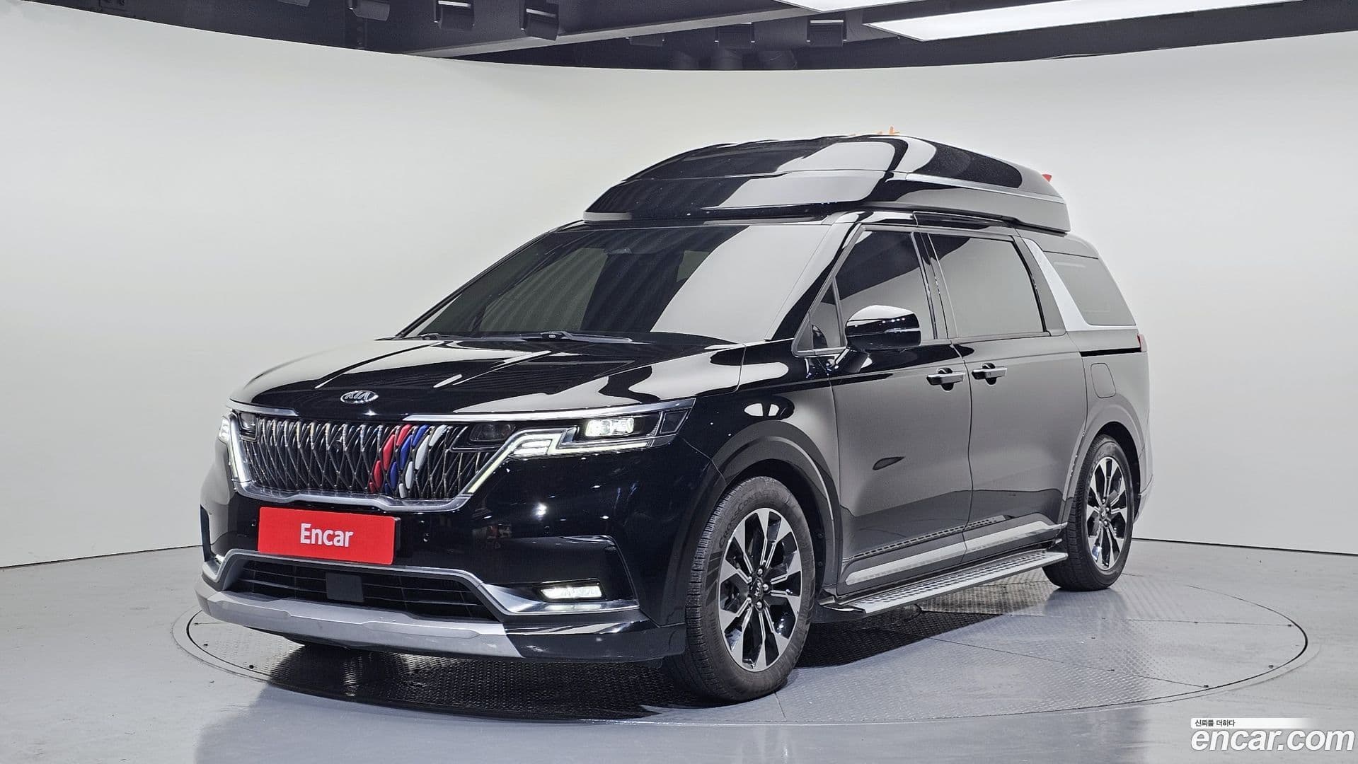 Main__Slider__Photo:Canival Kia 2021.6-0