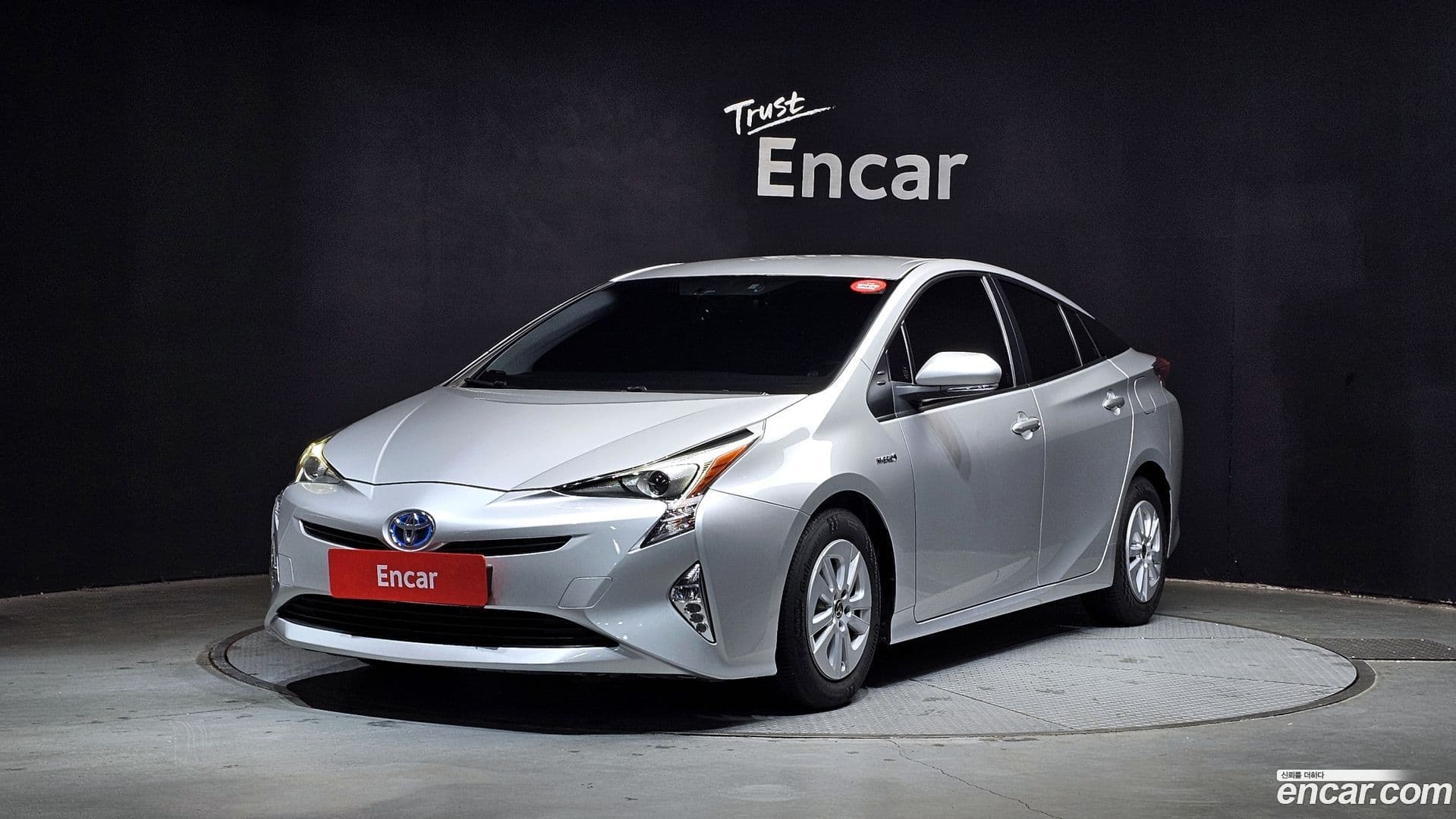 Main__Slider__Photo:Prius Toyota 2016.7-0