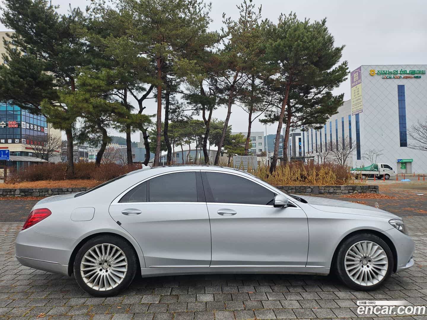 S-Class Mercedes-Benz 2015.6-OUTER-004