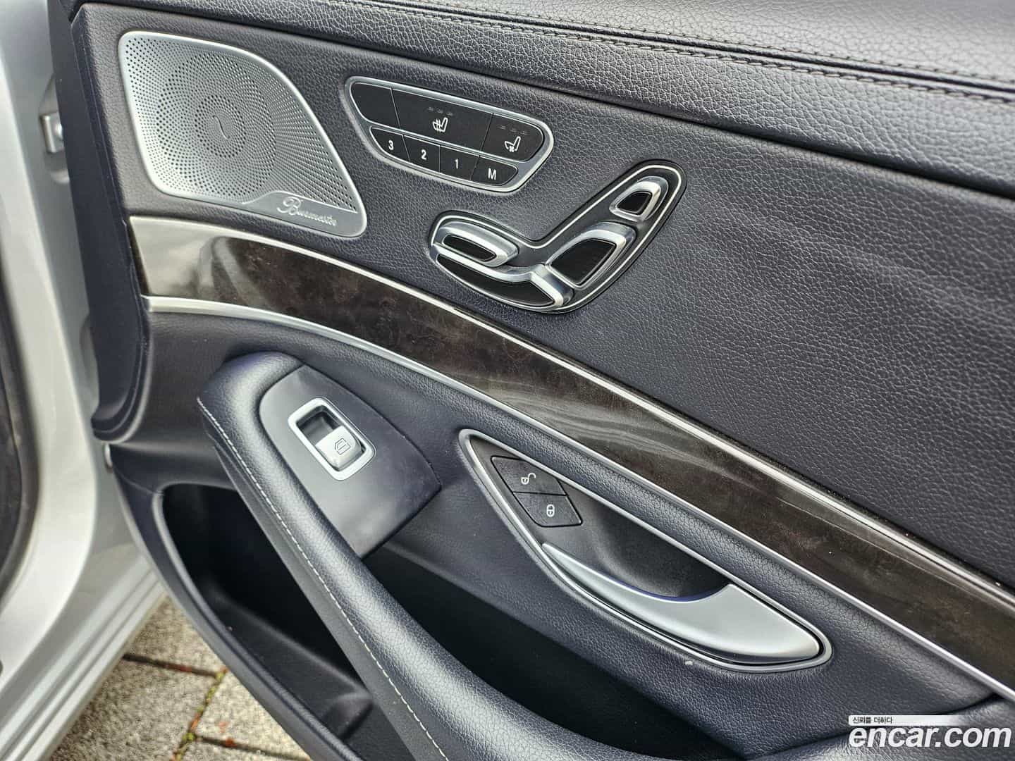 S-Class Mercedes-Benz 2015.6-OPTION-018