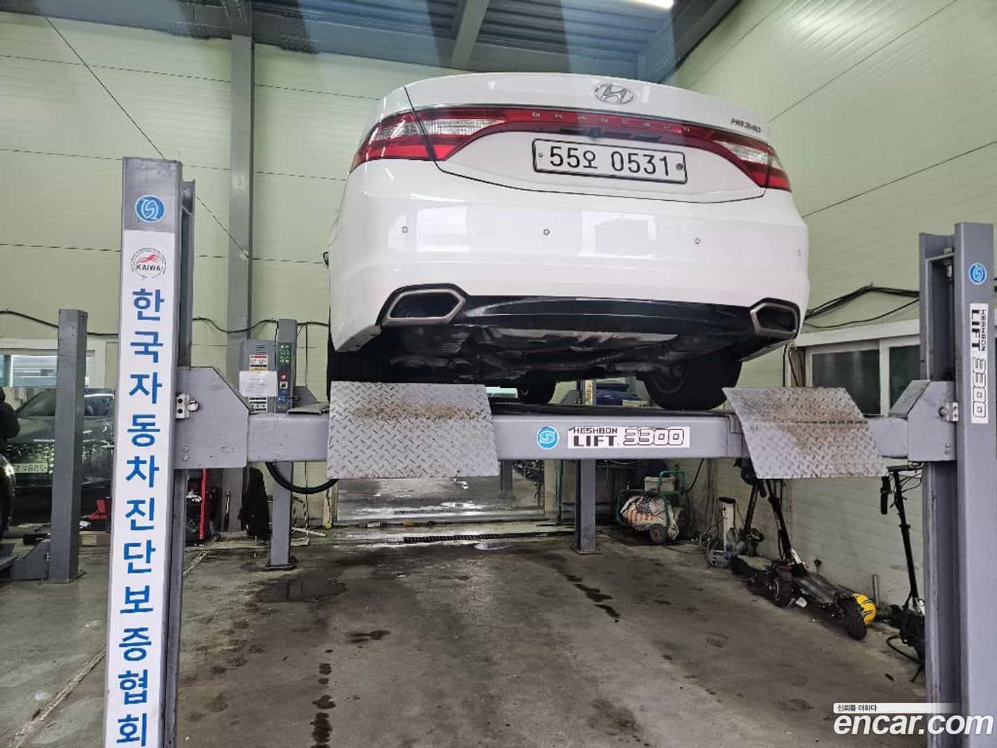 Grandeur Hyundai 2016.7-OUTER-001