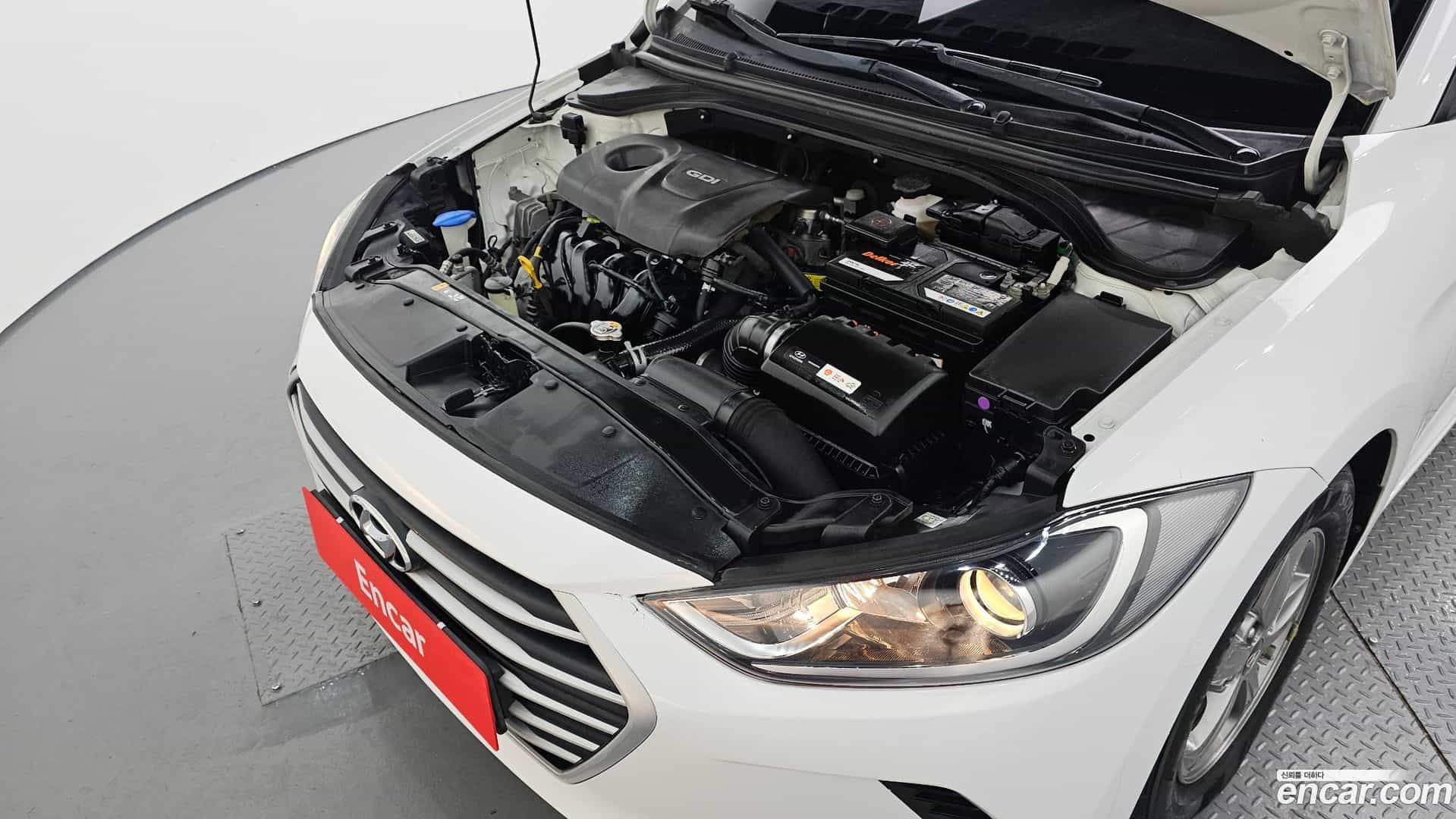 AVANTE Hyundai 2017.2-INNER-006