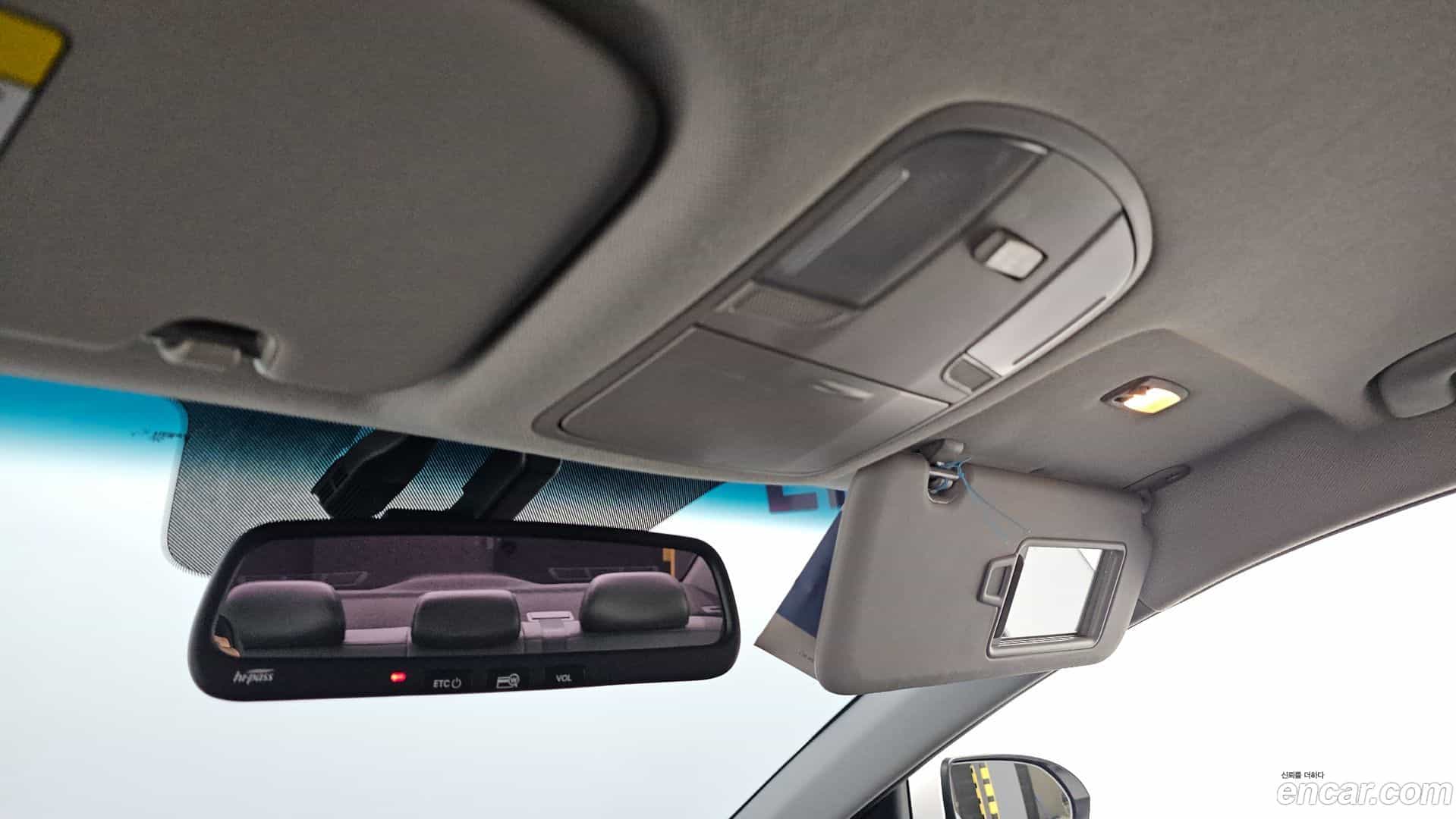 AVANTE Hyundai 2017.2-OPTION-023