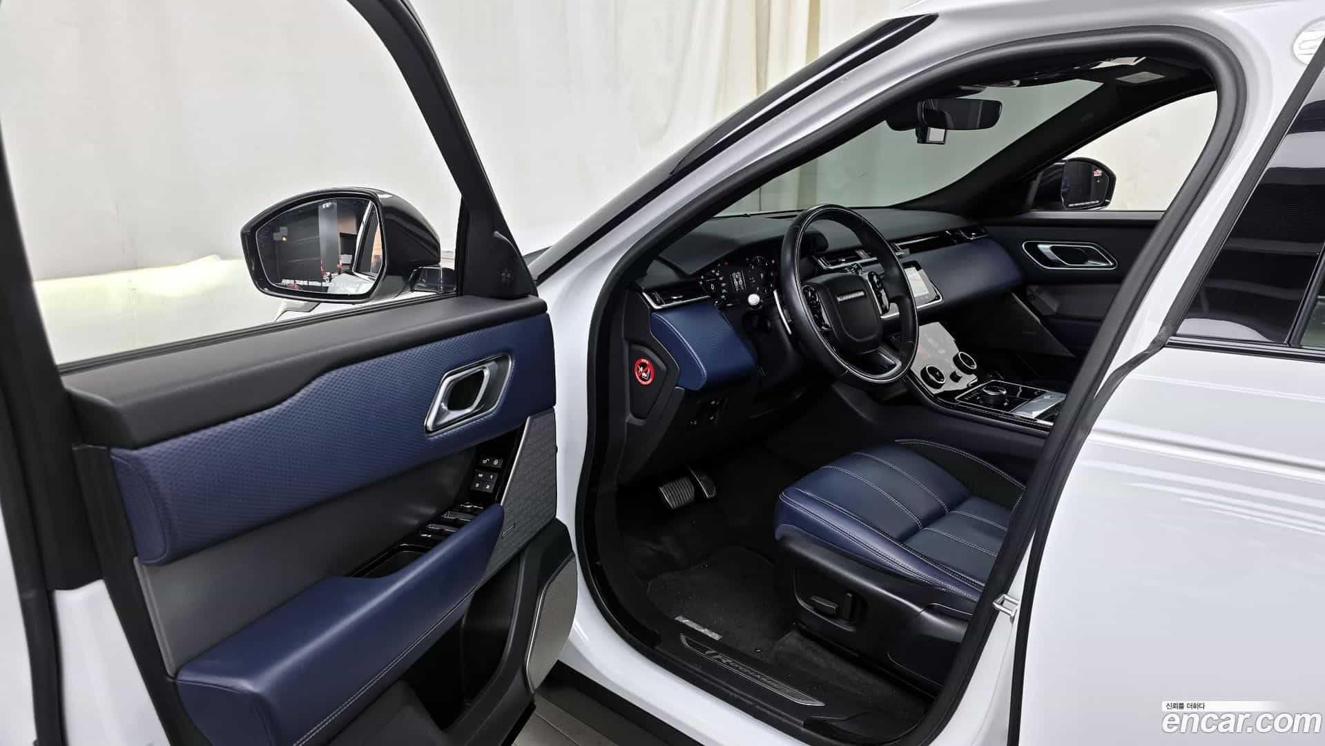 Range Rover Velar Land Rover 2017.10-INNER-010