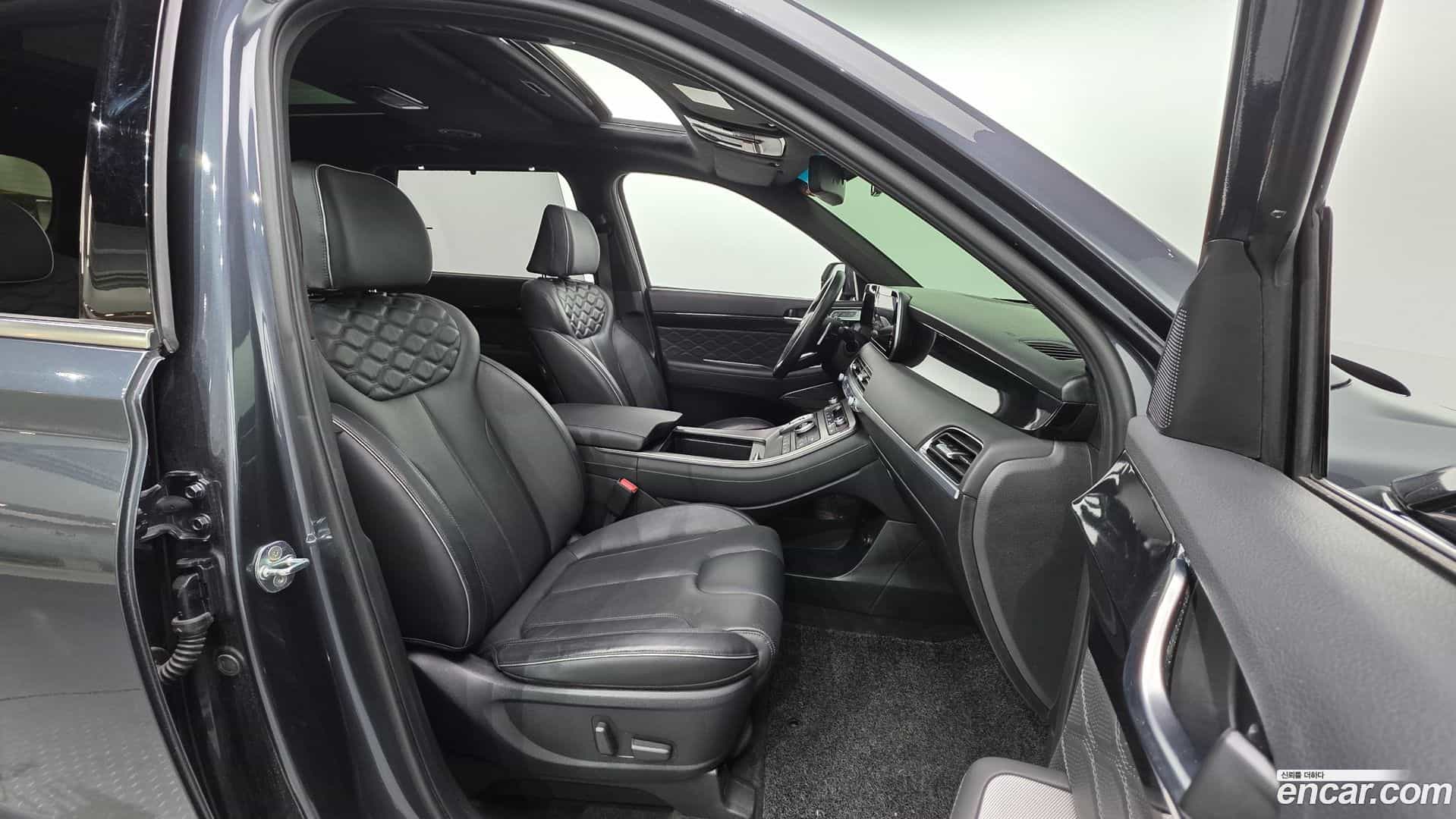 Palisade Hyundai 2022.3-INNER-010