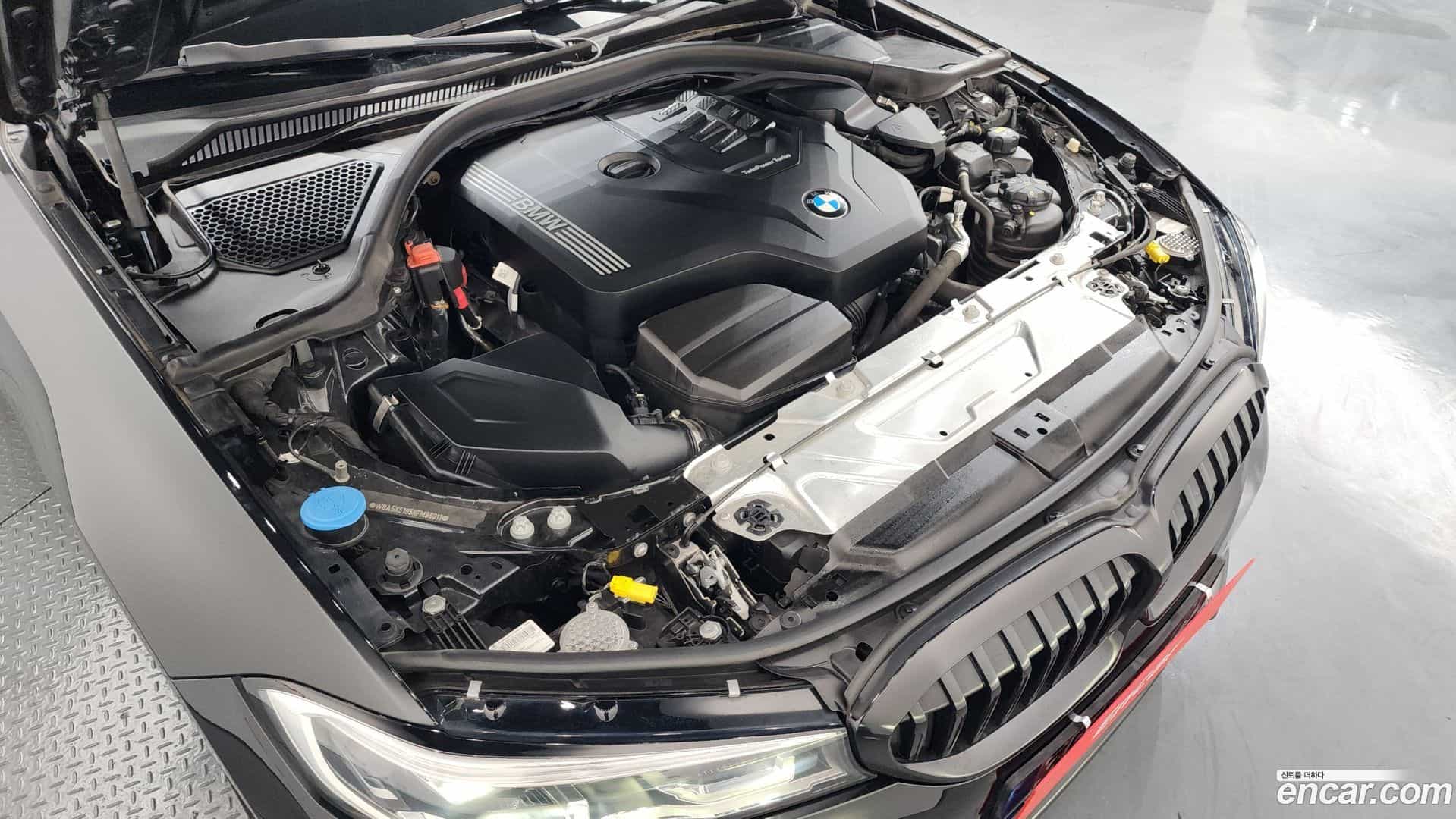 3-Series BMW 2022.5-INNER-006