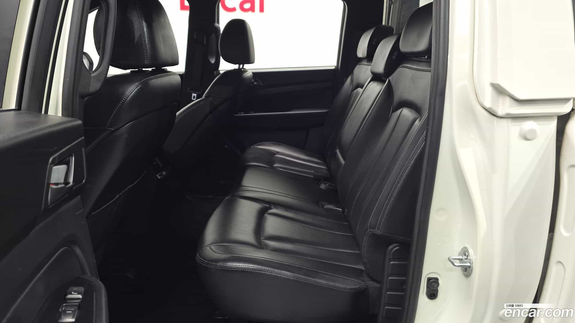 Rexton KG Mobility 2022.11-OPTION-016