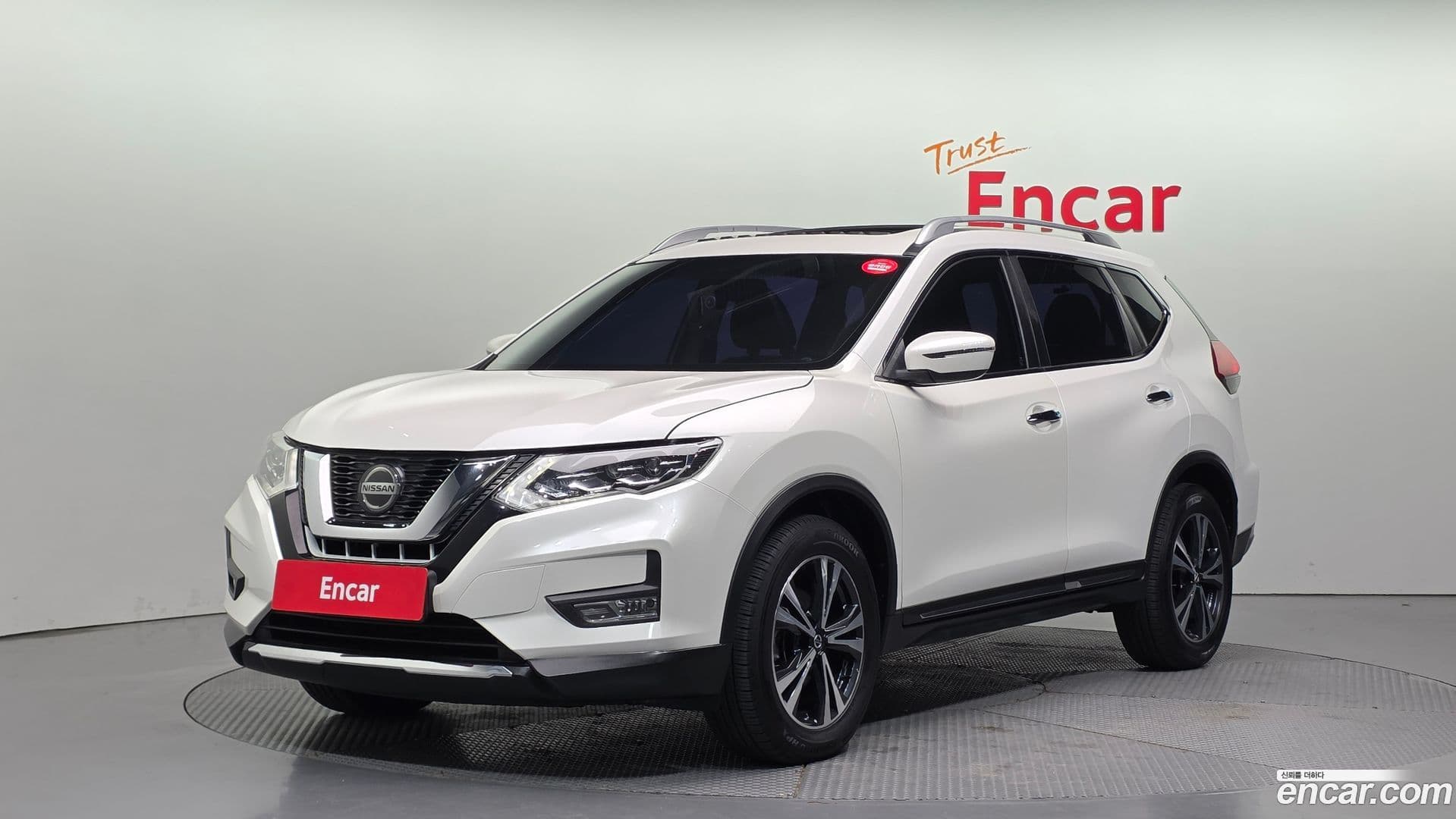 Main__Slider__Photo:X-Trail Nissan 2018.11-0