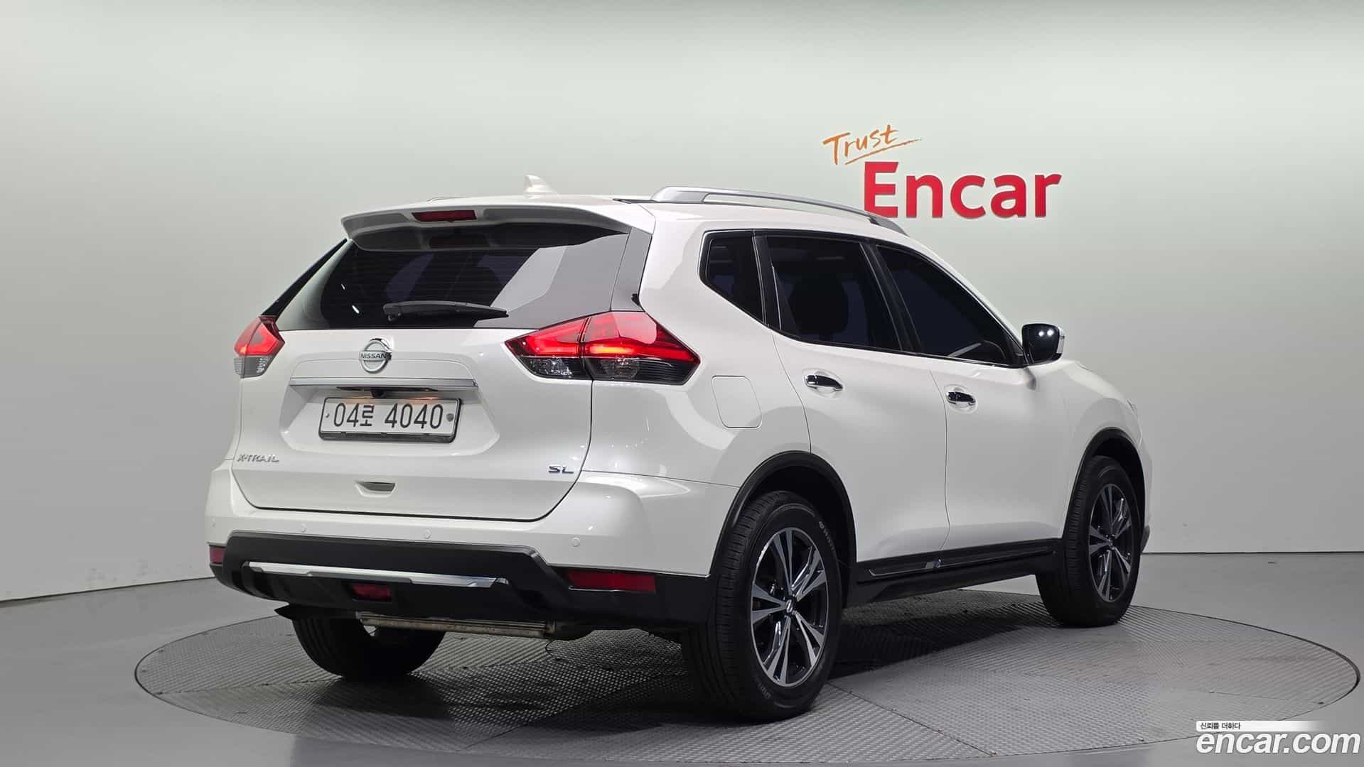 X-Trail Nissan 2018.11-OUTER-002