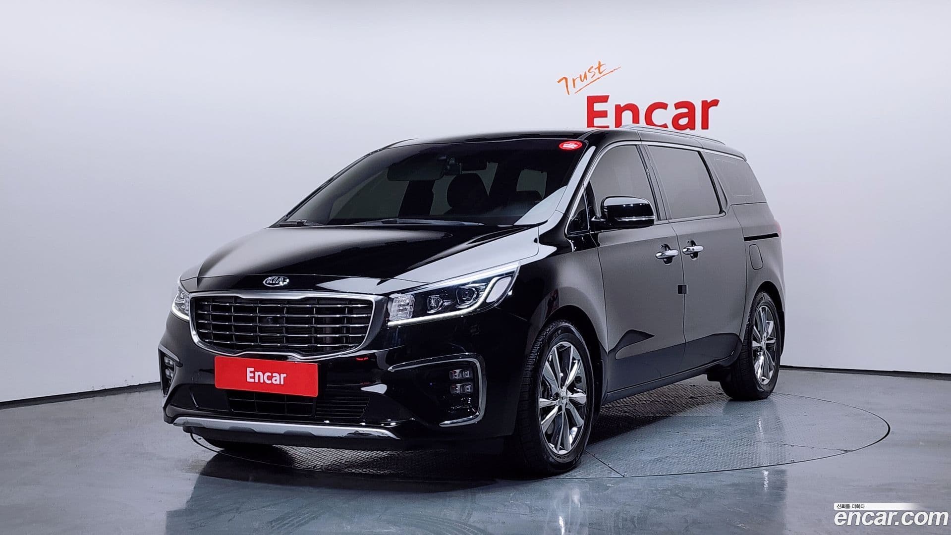 Main__Slider__Photo:Canival Kia 2020.3-0