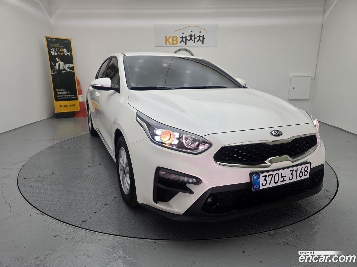 Main__Slider__Photo:K3 Kia 2020.0-0