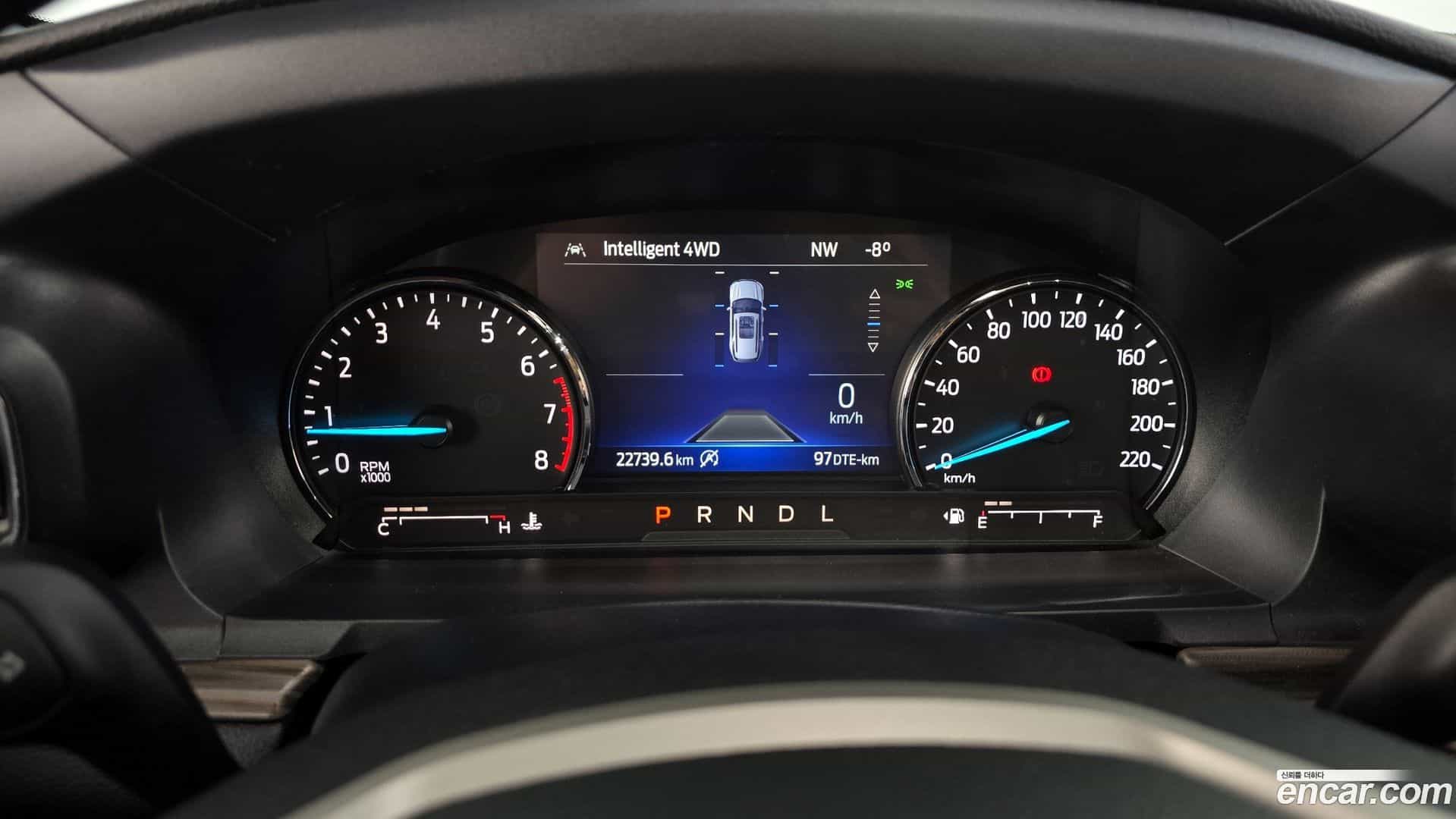 Explorer Ford 2023.3-INNER-008