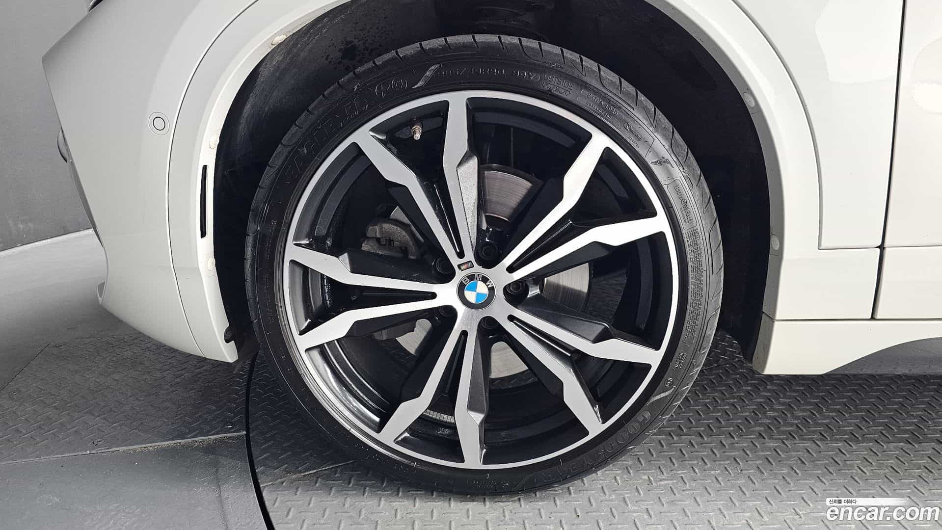 X2 (F39) BMW 2023.10-OUTER-005